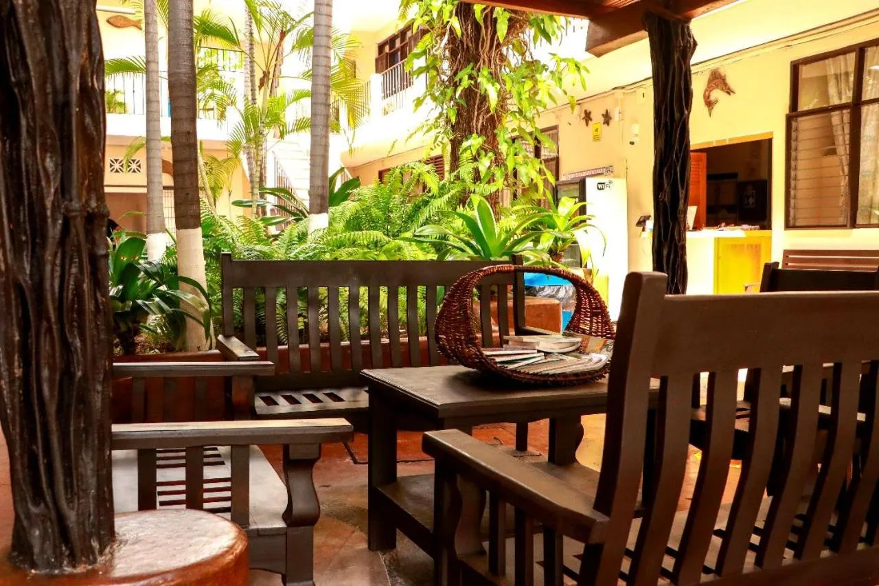 Hotel Rivera Del Mar