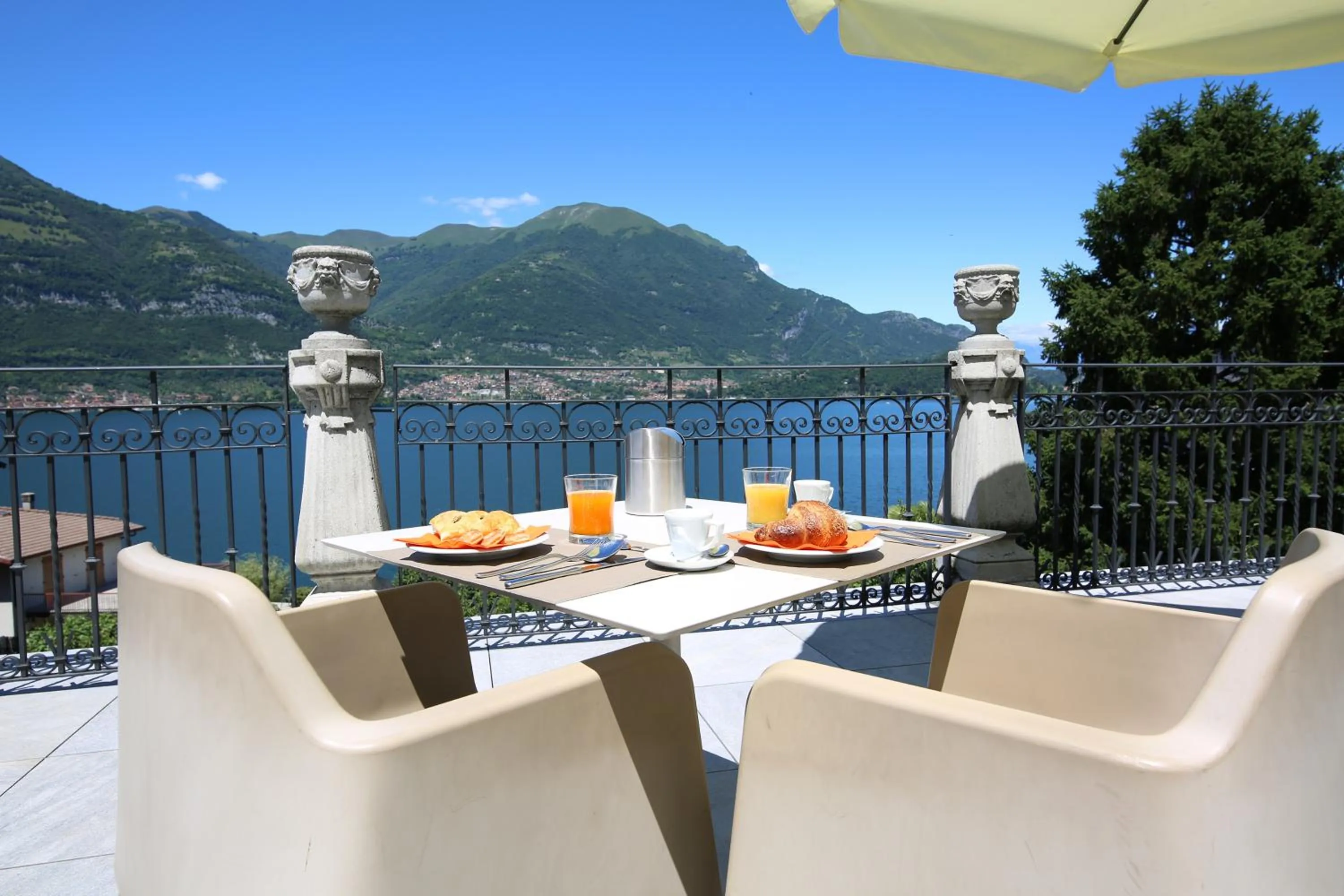 Patio in Hotel Helvetia