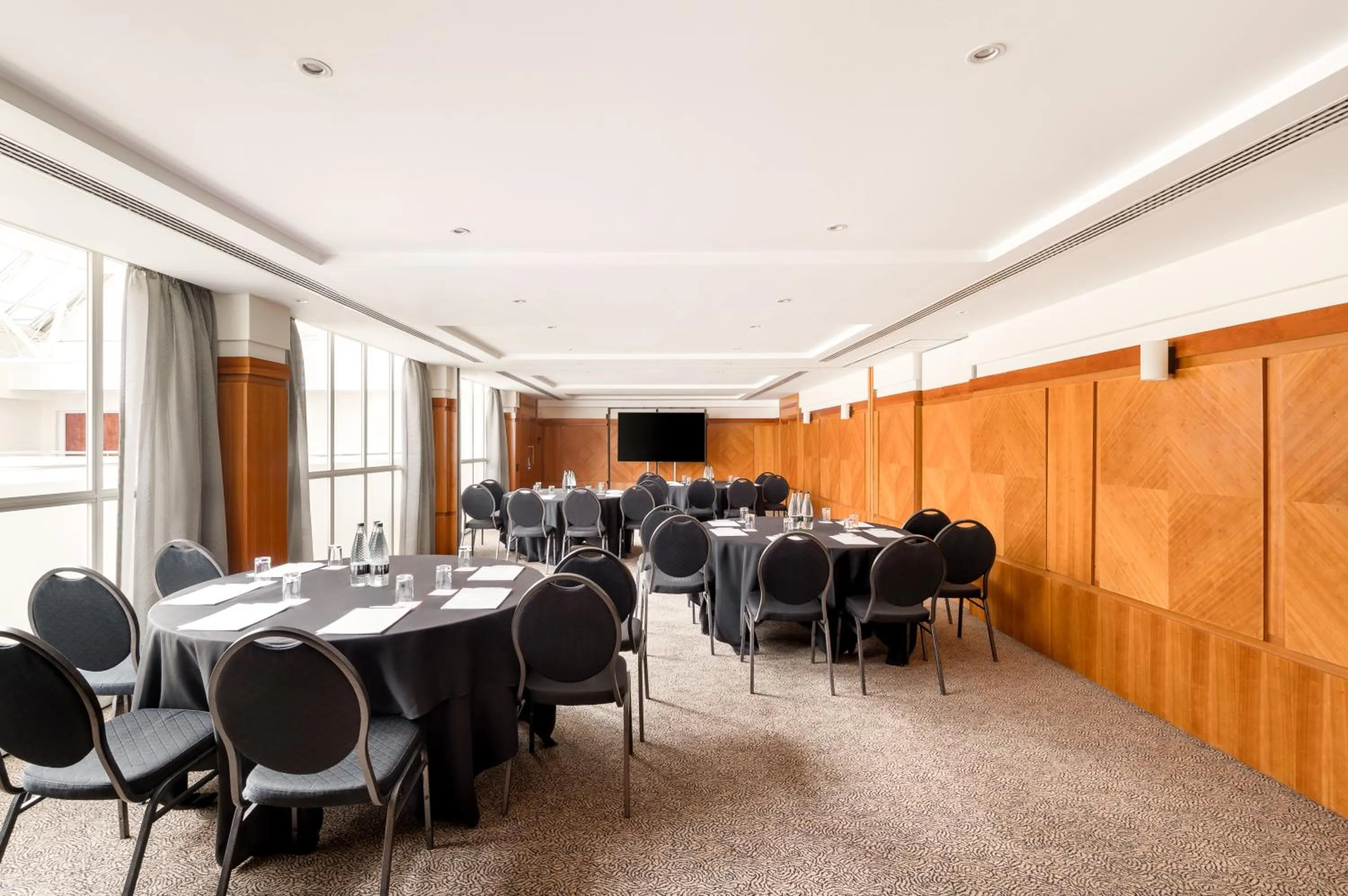 Meeting/conference room in Millennium Hotel London Knightsbridge