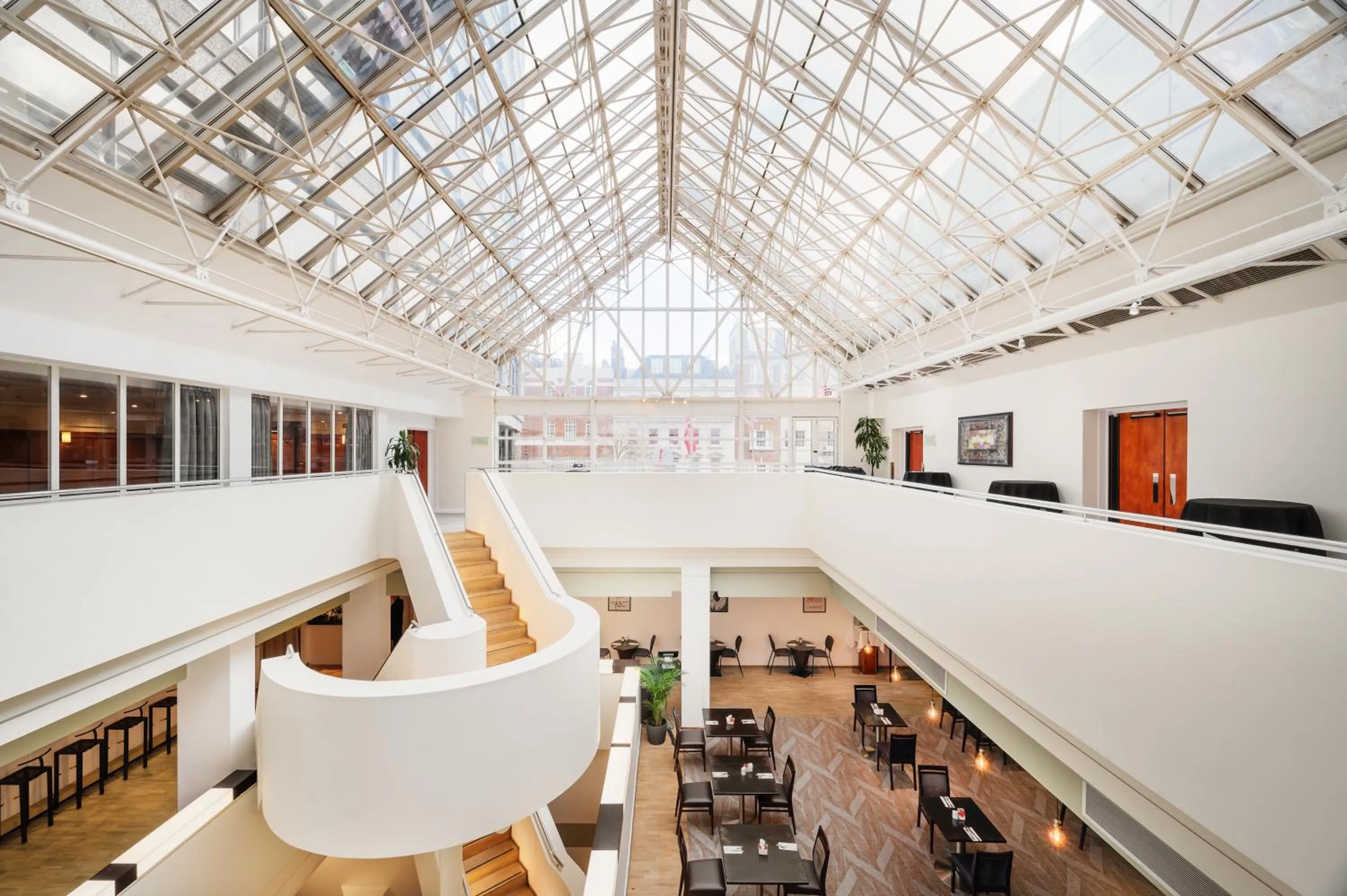 Lobby or reception in Millennium Hotel London Knightsbridge