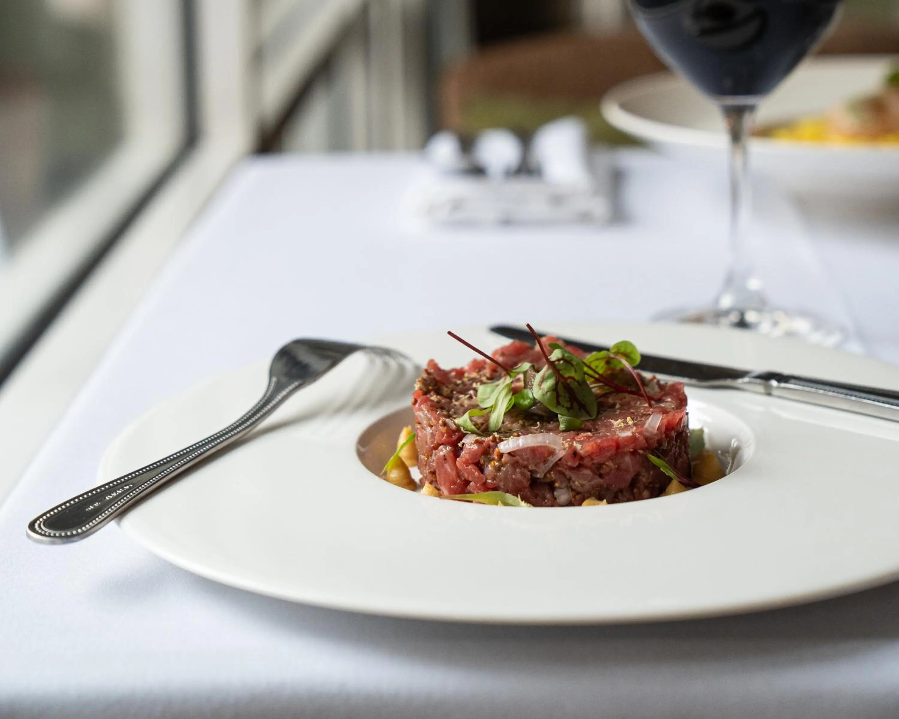 Restaurant/places to eat in Millennium Hotel London Knightsbridge