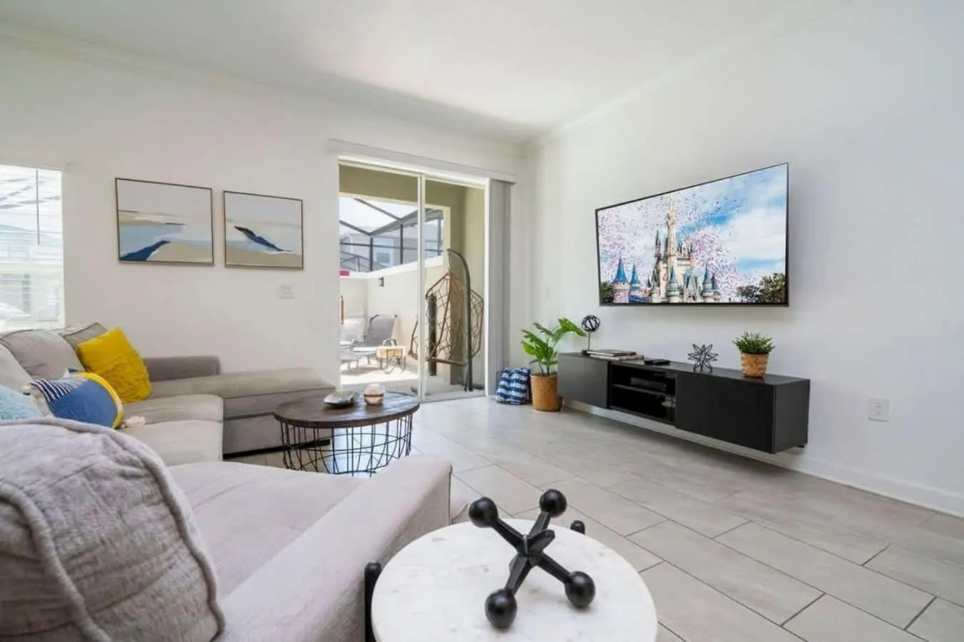 Splendid 5Bd Close to Disney at Storey Lake 4251