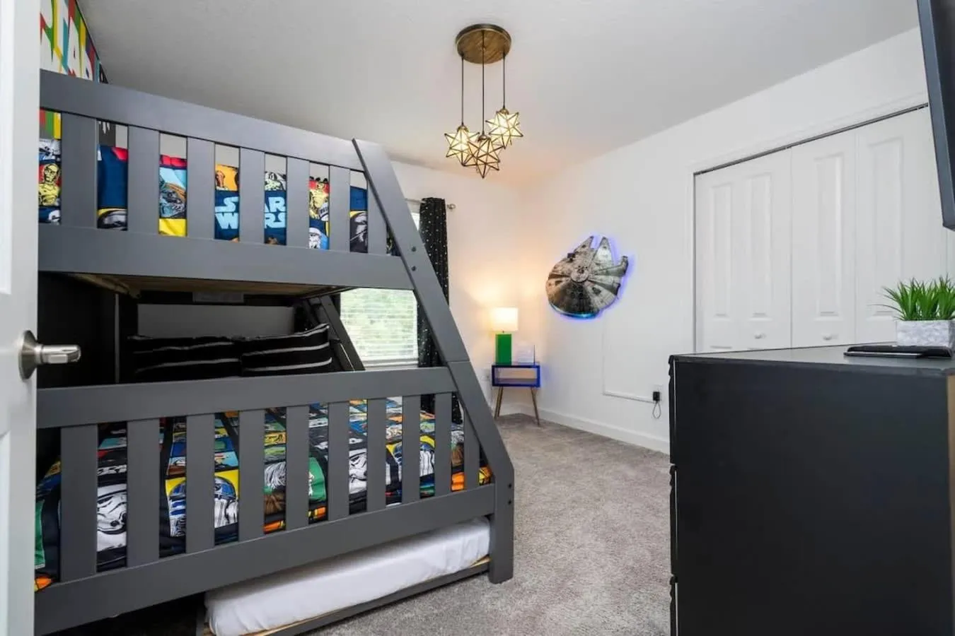 Gorgeous 4 Bd w Pool at Storey Lake Resort 4277