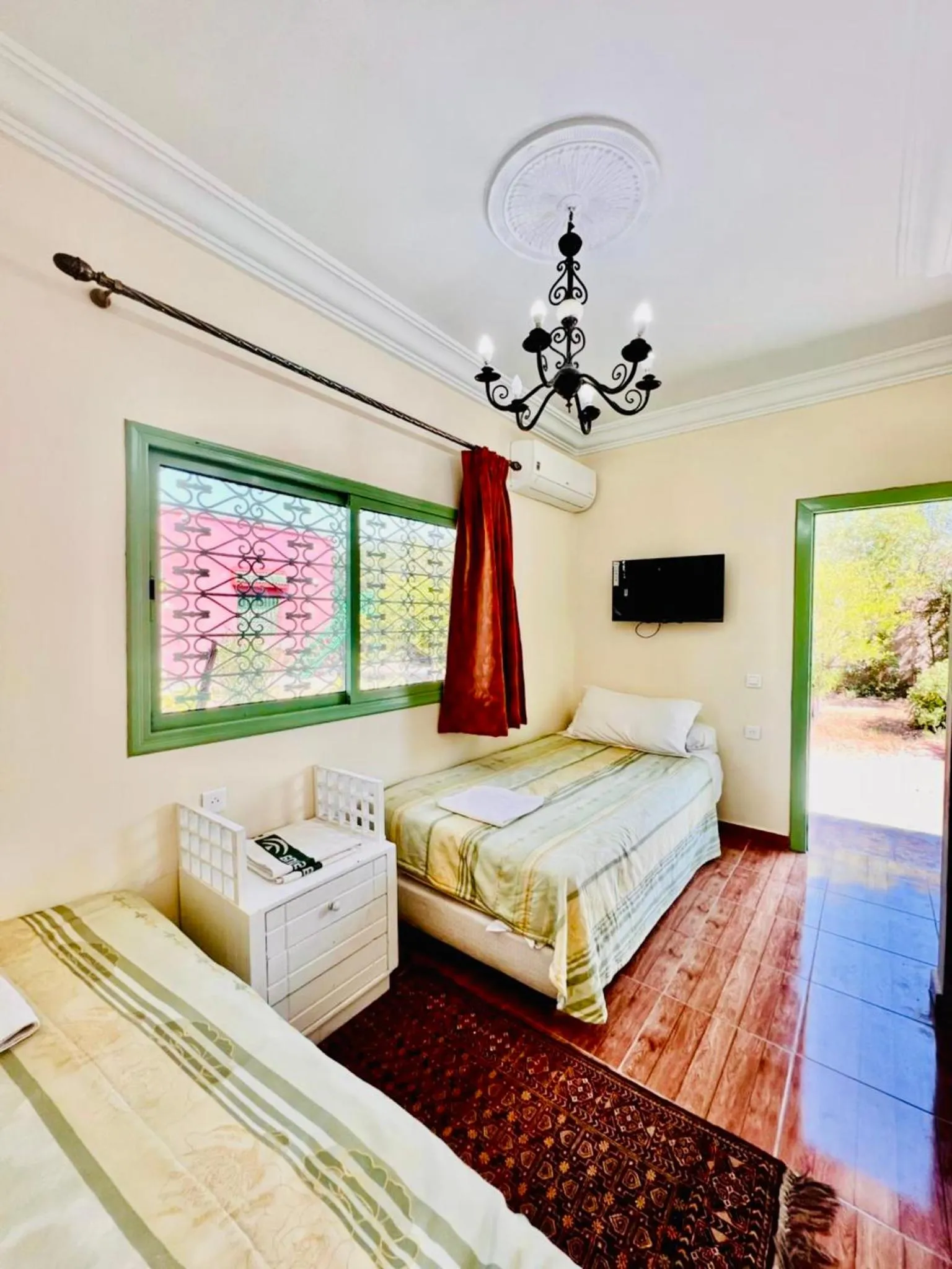 Bed in Villa Baddi Marrakech