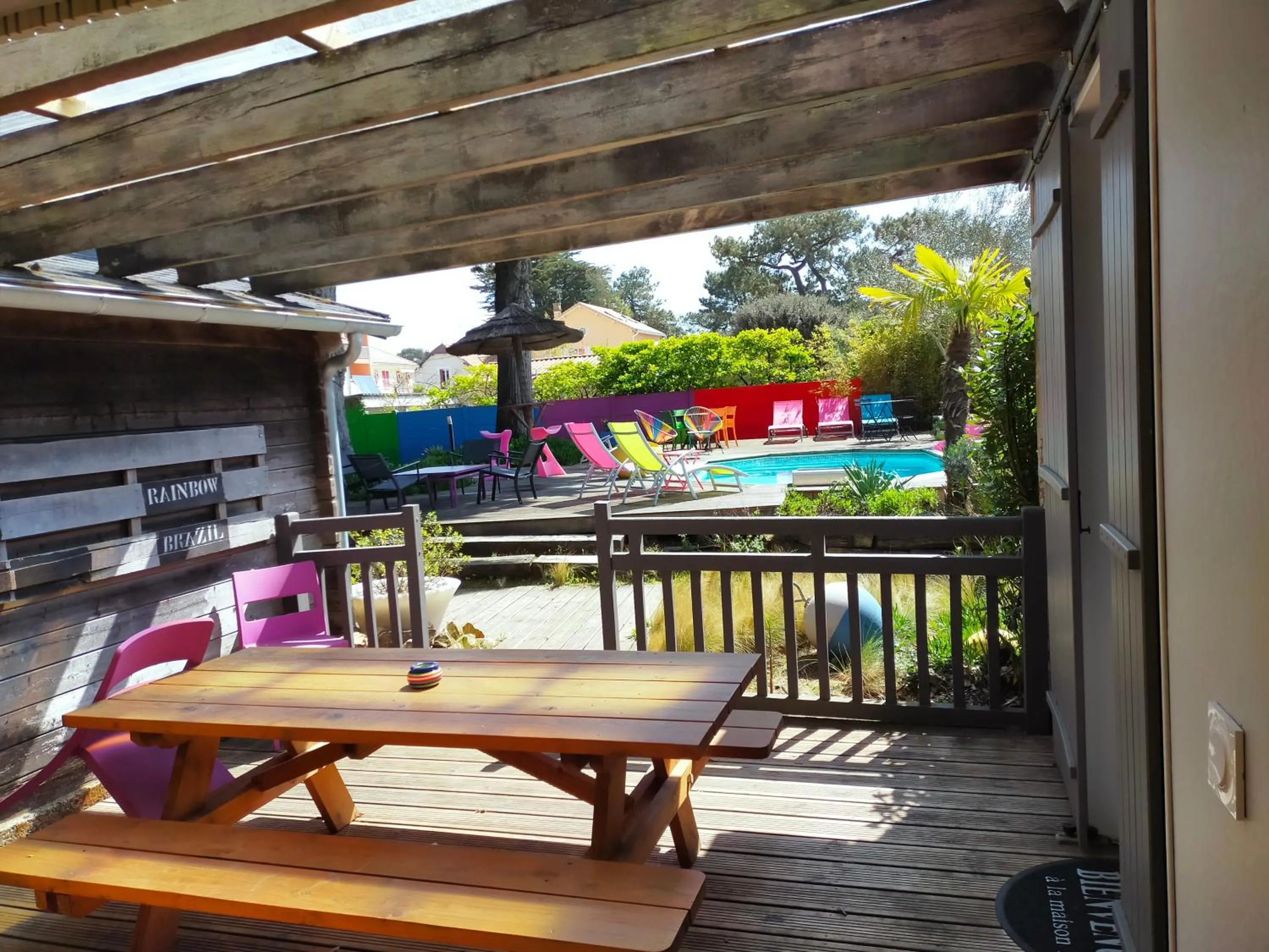 Patio in Le Gage location de vacance à la semaine