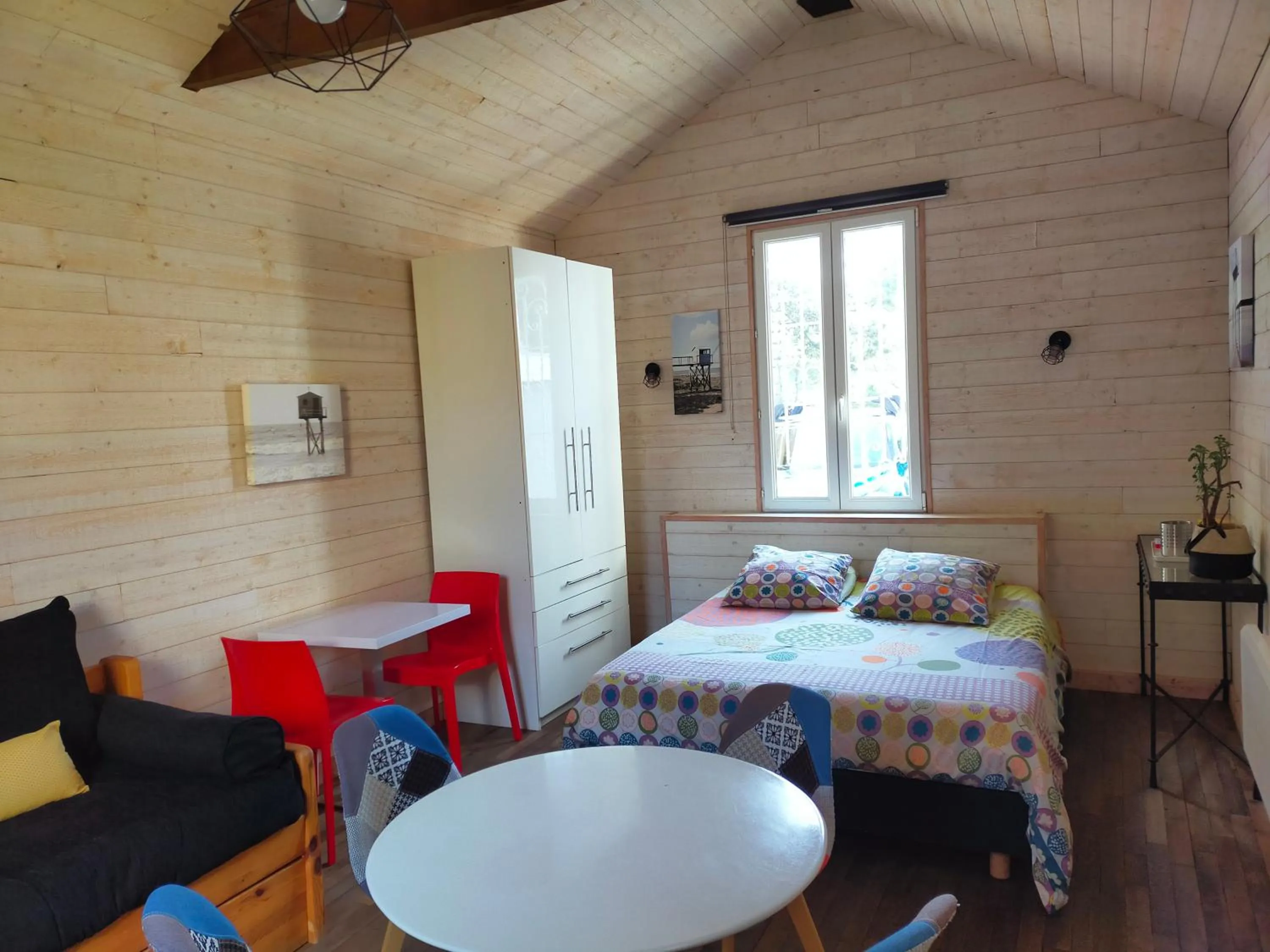 Photo of the whole room in Le Gage location de vacance à la semaine