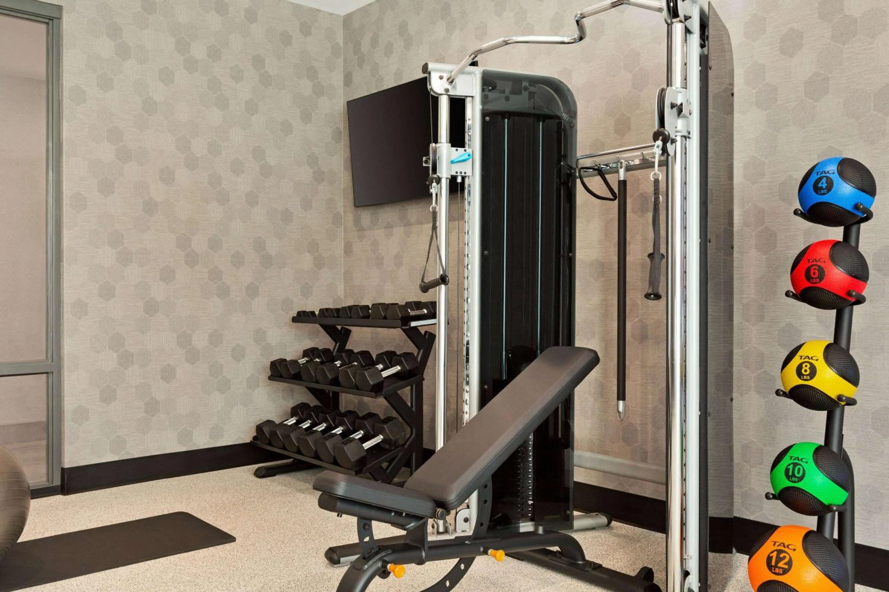 Fitness centre/facilities in Hawthorn Extended Stay by Wyndham Mount Laurel Moorestown
