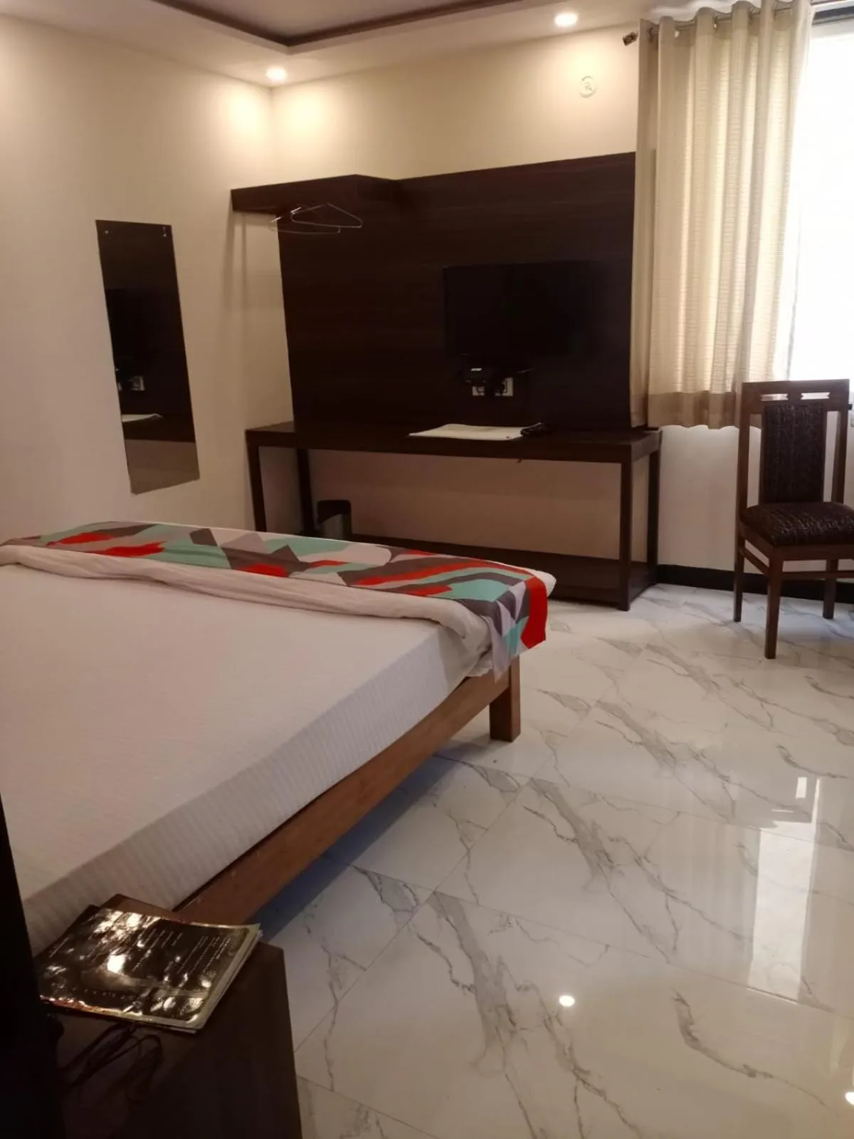 Bedroom in Jasoda Heritage Hotel Near Hawa Mahal