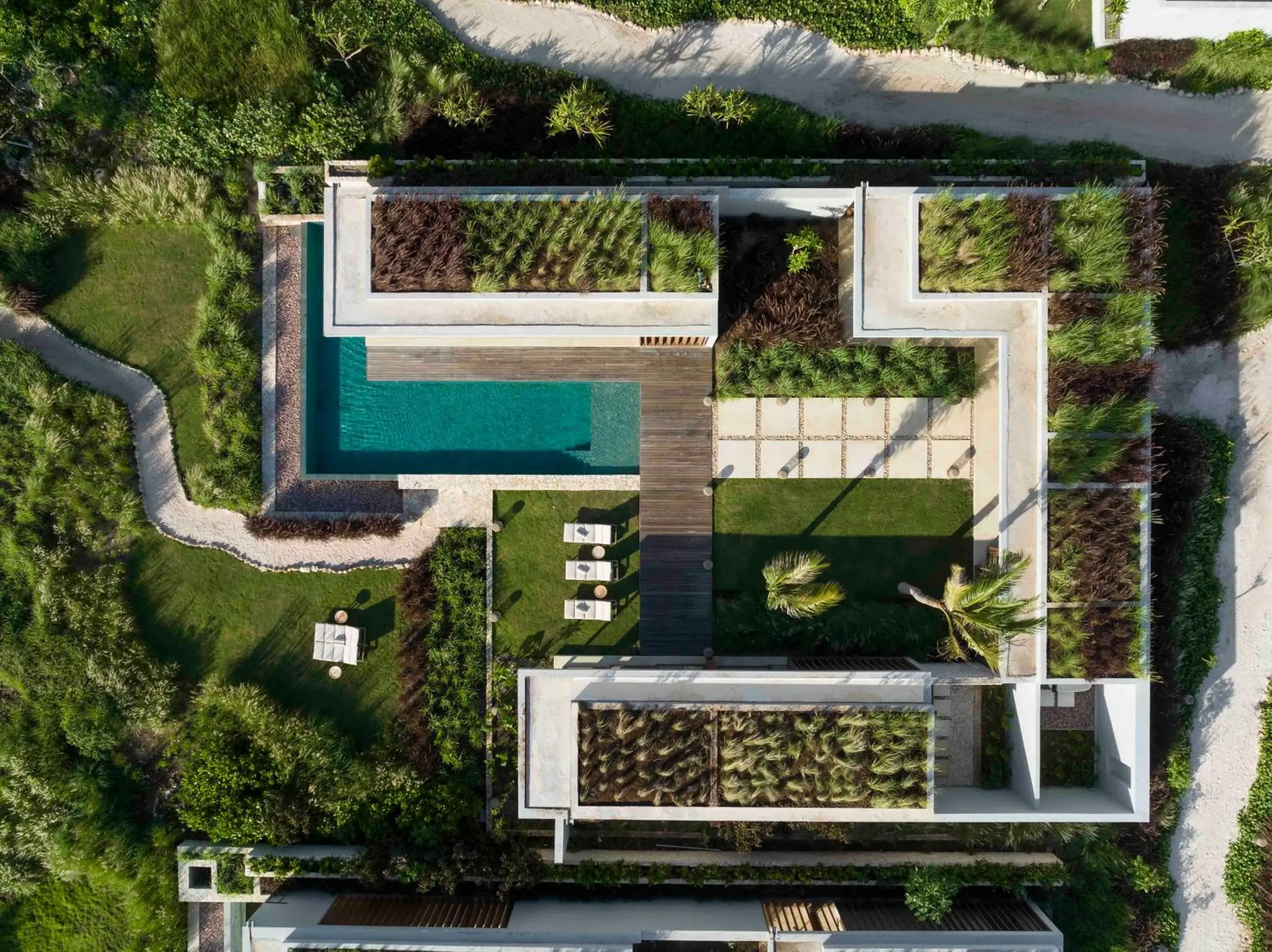 Family Suite in Cap Karoso Sumba - a member of Design Hotels Family Suite in Cap Karoso Sumba - a member of Design Hotels