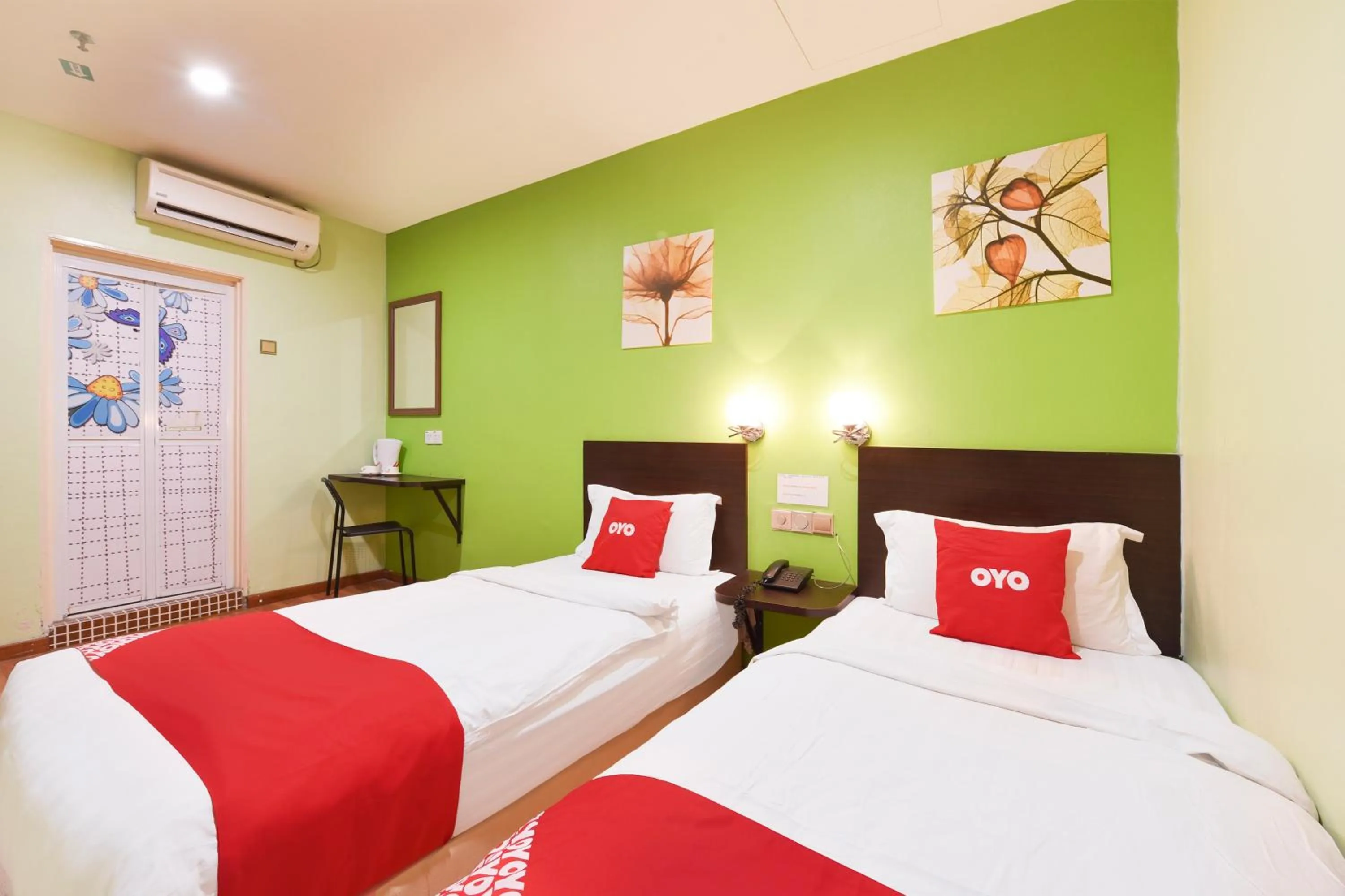 Bedroom, Bed in Hotel O G Home Hotel, Kota Bharu, Kelantan.