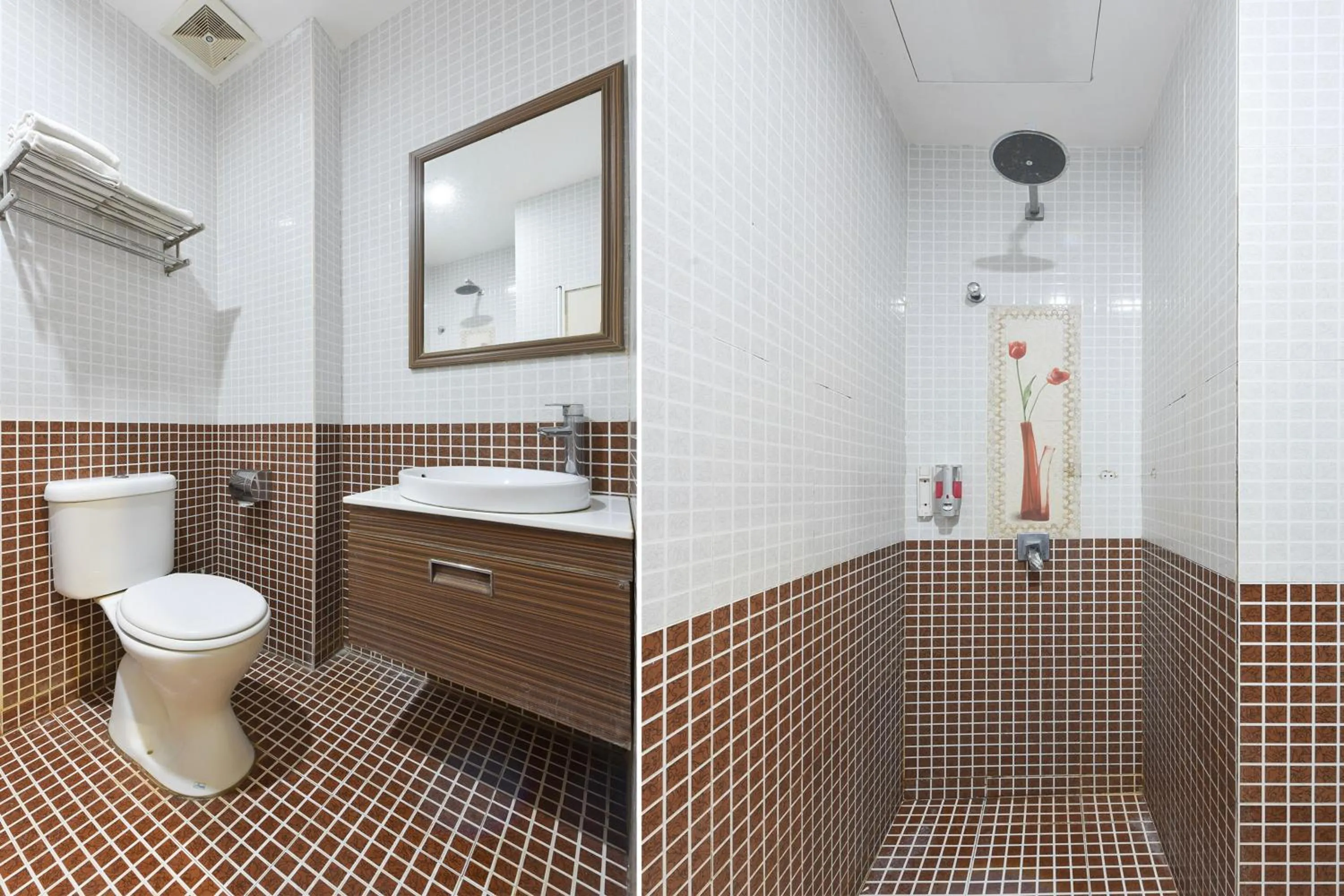 Bathroom in Hotel O G Home Hotel, Kota Bharu, Kelantan.