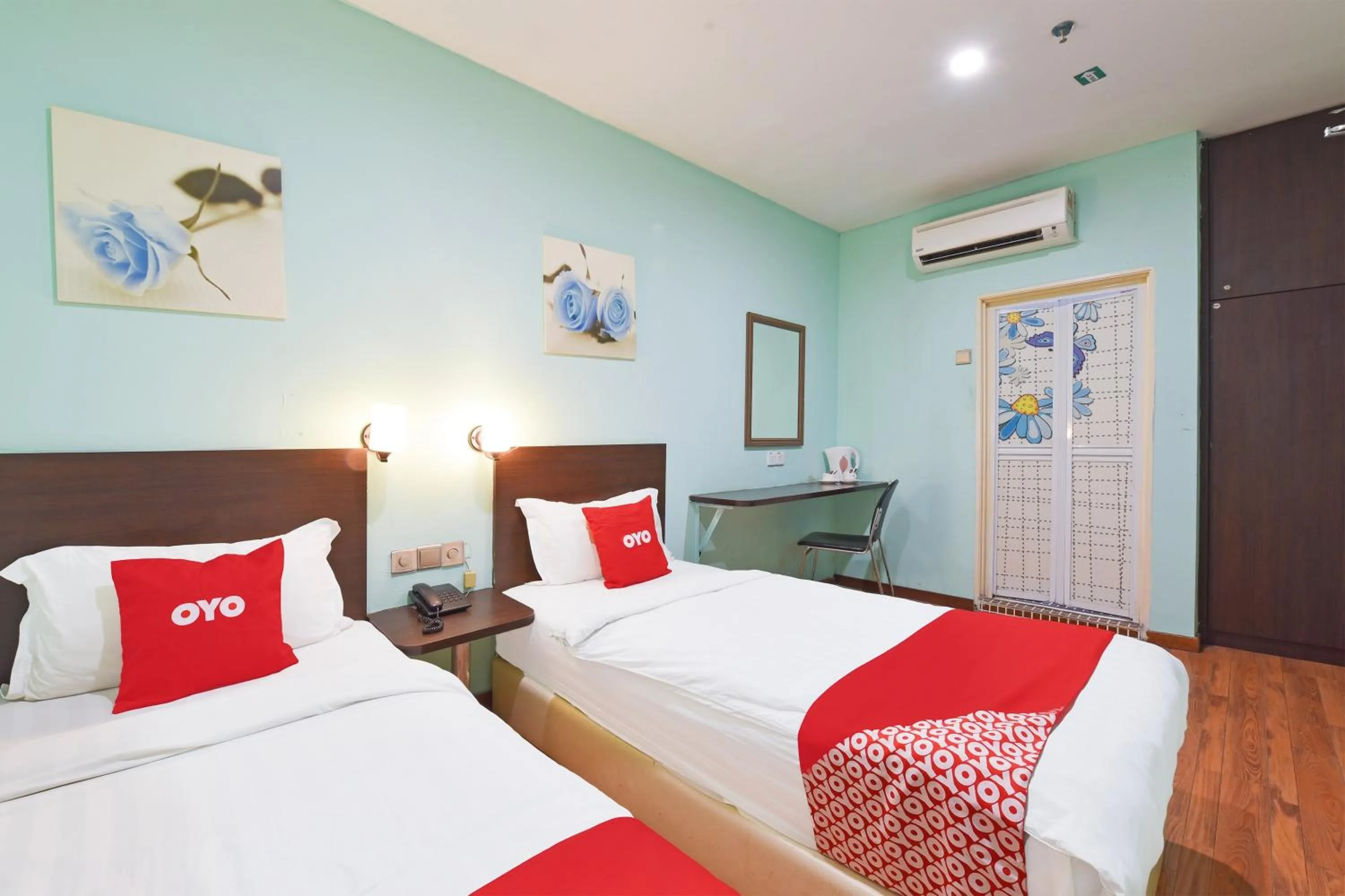 Bedroom, Bed in Hotel O G Home Hotel, Kota Bharu, Kelantan.