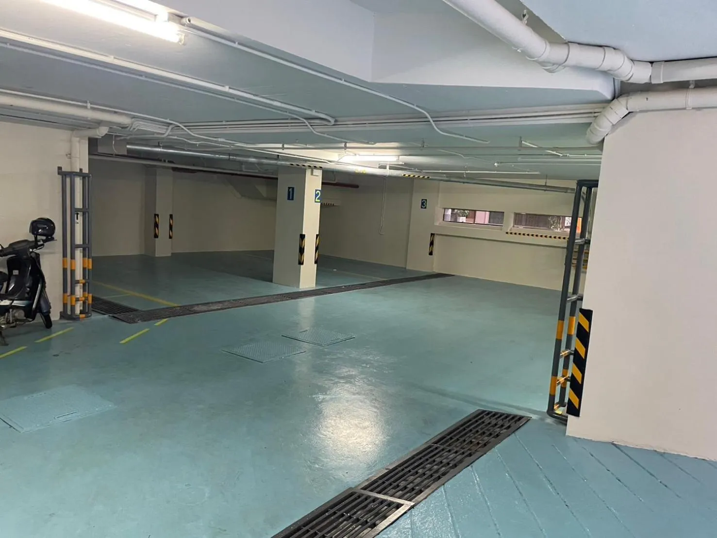 Parking in Chinatown Living Hatyai