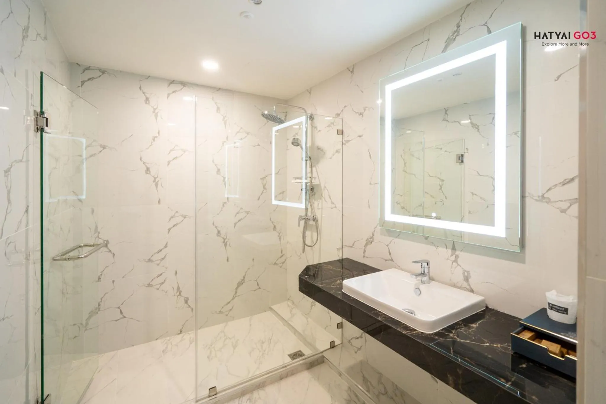 Bathroom in Chinatown Living Hatyai