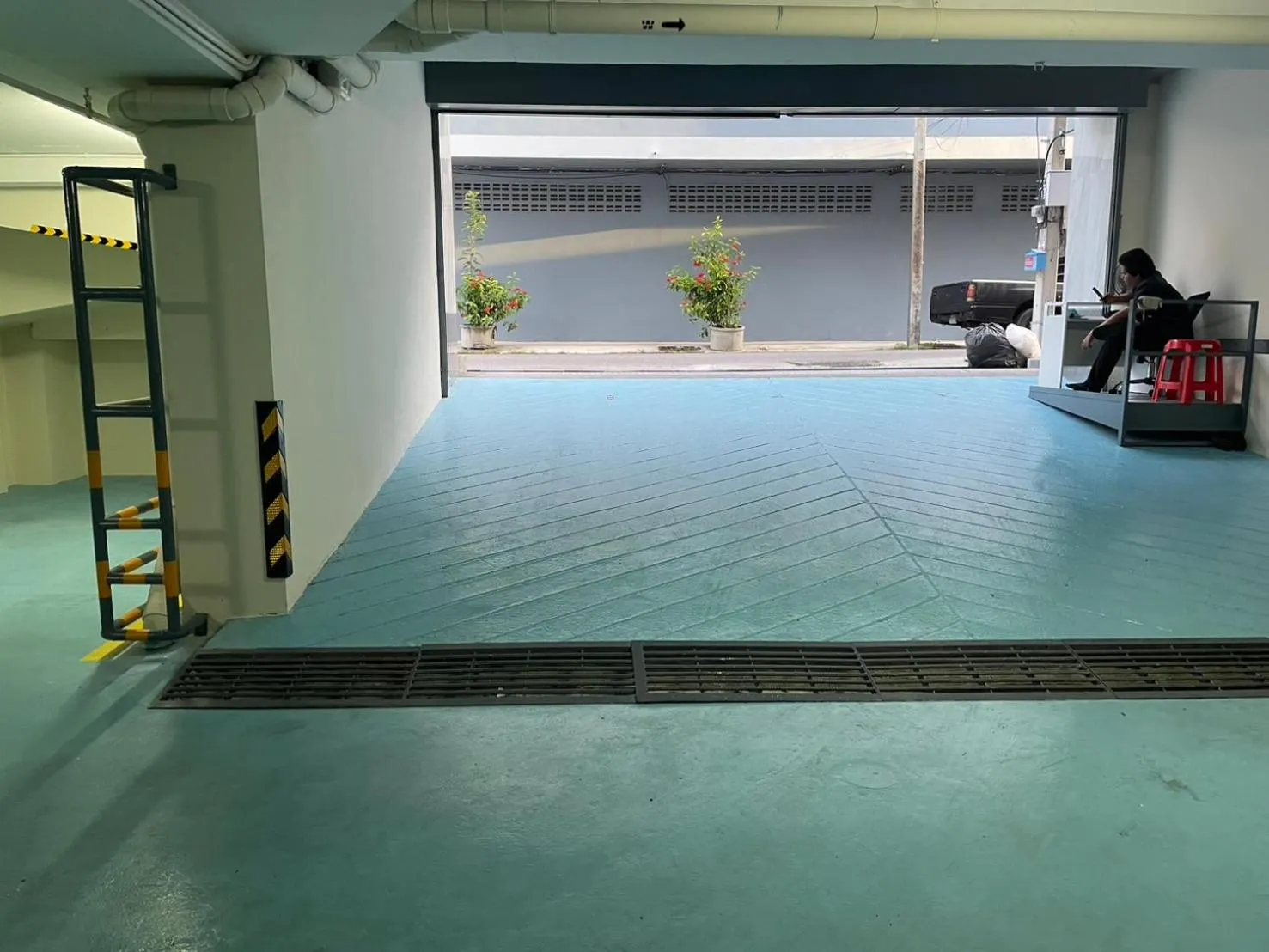 Parking in Chinatown Living Hatyai