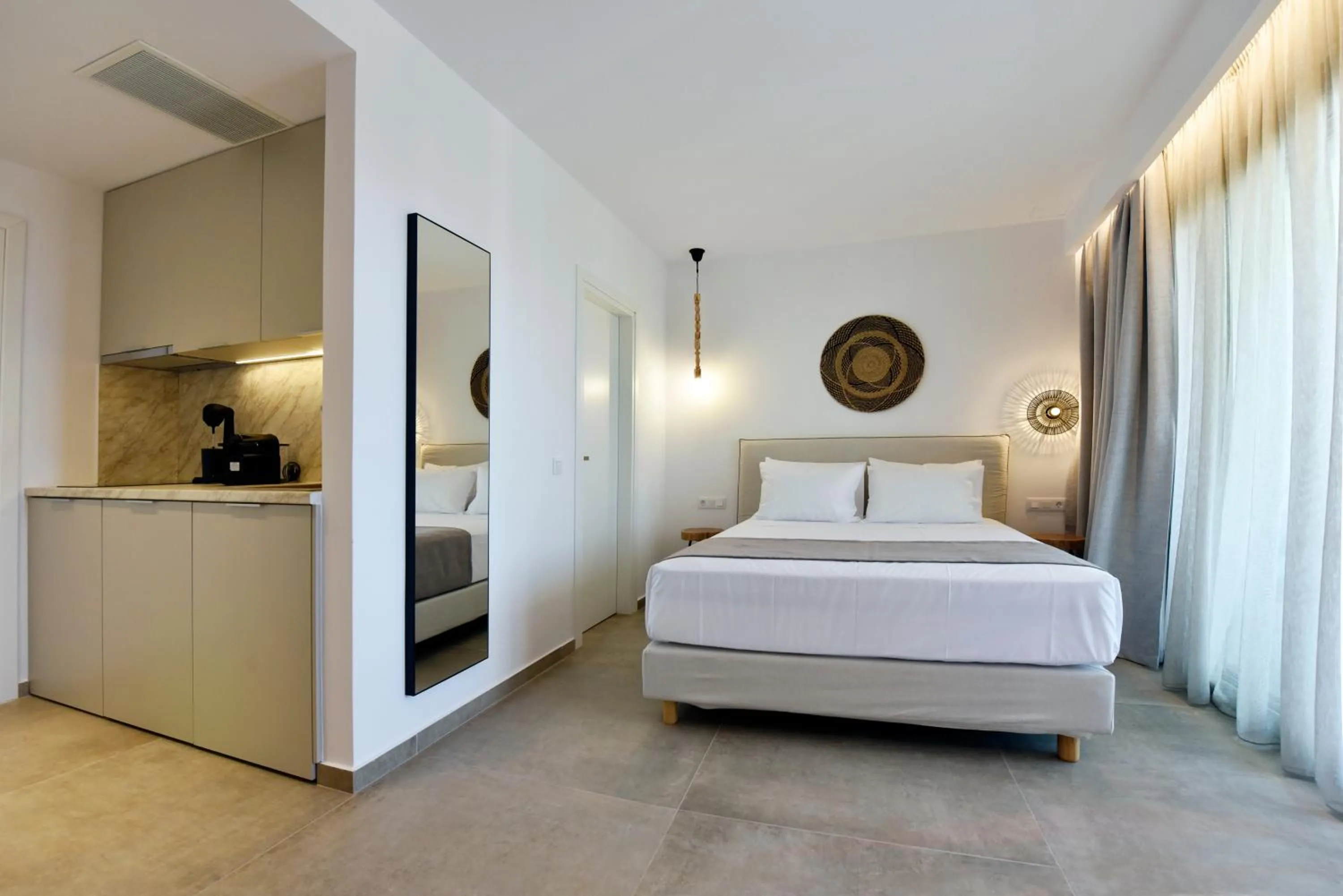 Bed in Anais Milos Suites