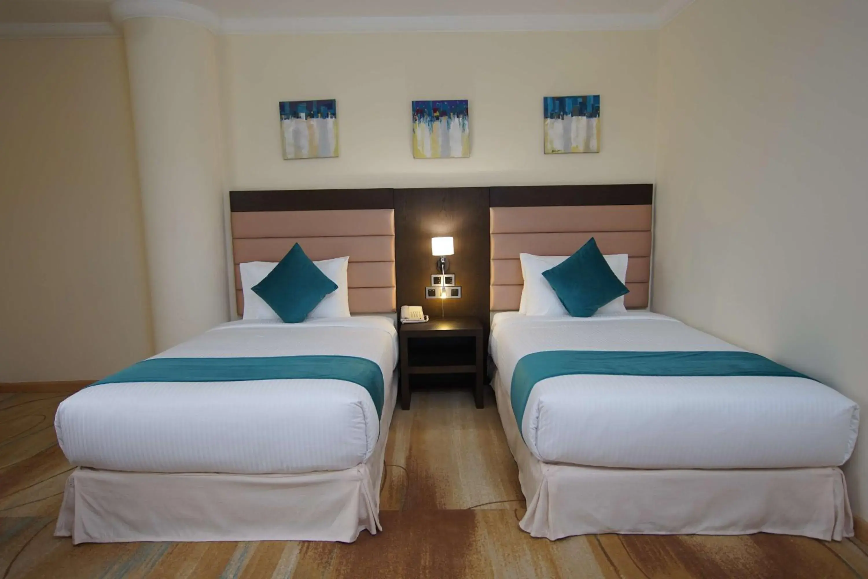 Superior Twin Room with Balcony - Non-Smoking in Best Western Premier Dynasty Superior Twin Room with Balcony - Non-Smoking in Best Western Premier Dynasty