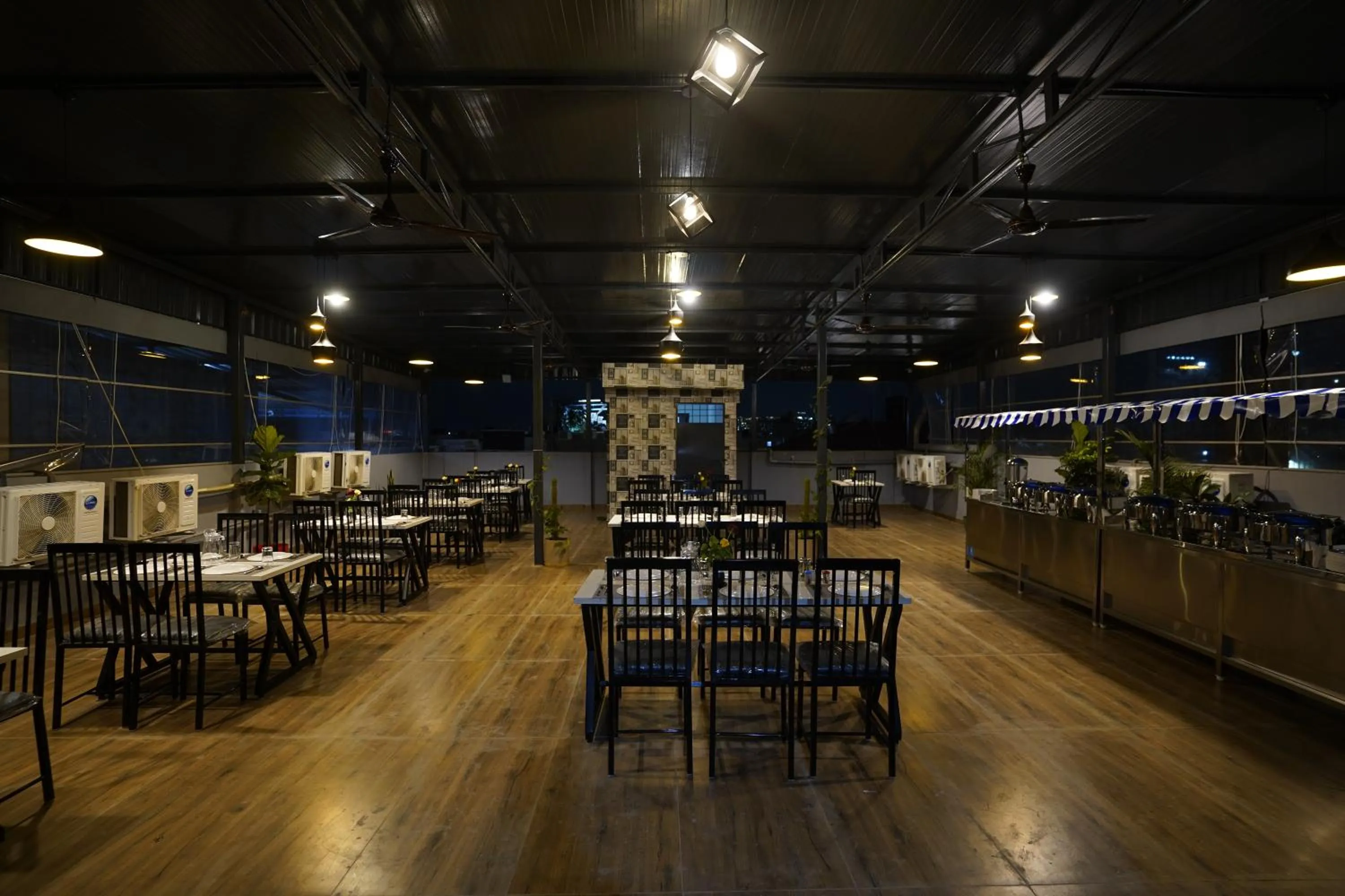 Restaurant/places to eat in Sai Bliss International, Manyata Tech Park