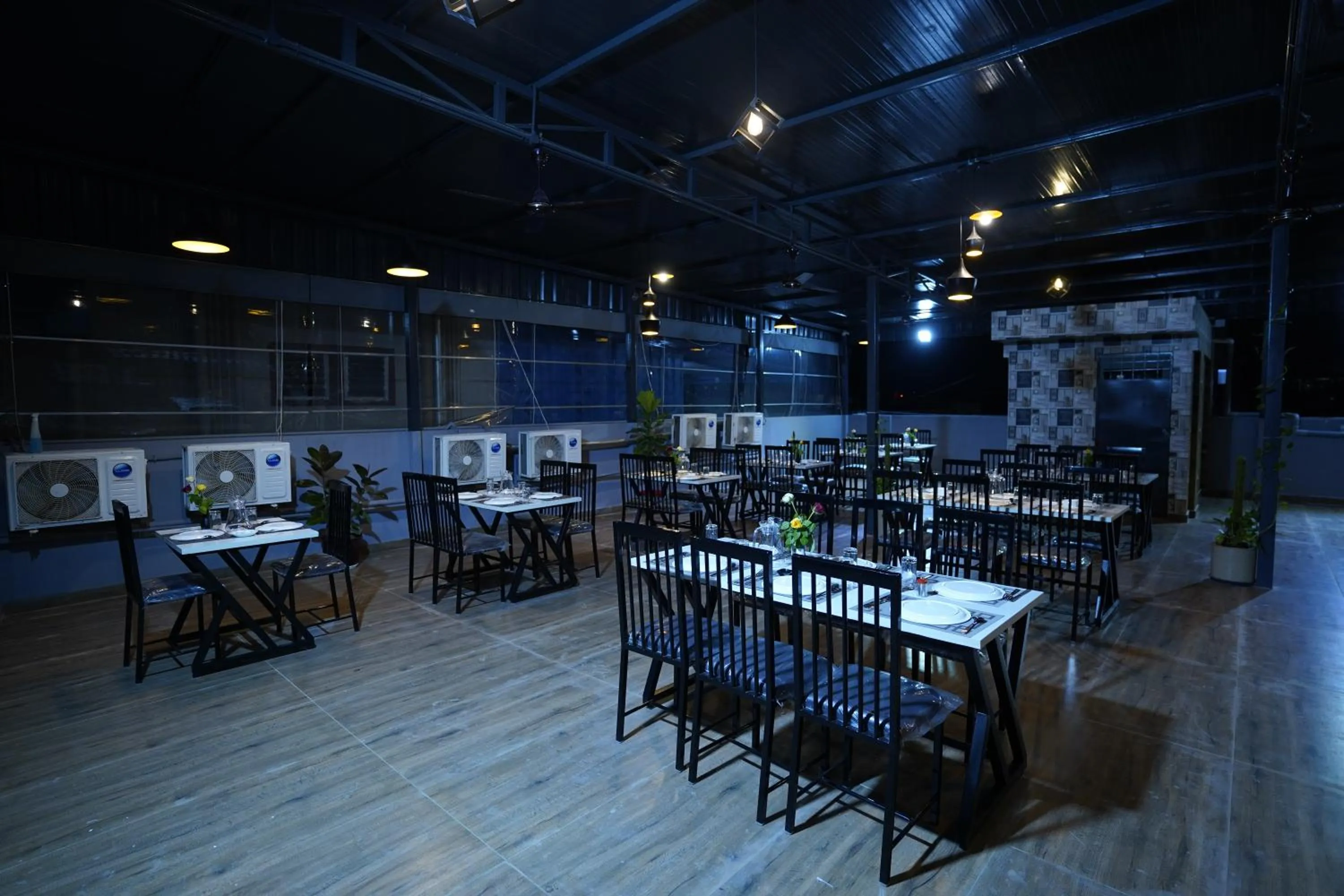 Restaurant/places to eat in Sai Bliss International, Manyata Tech Park
