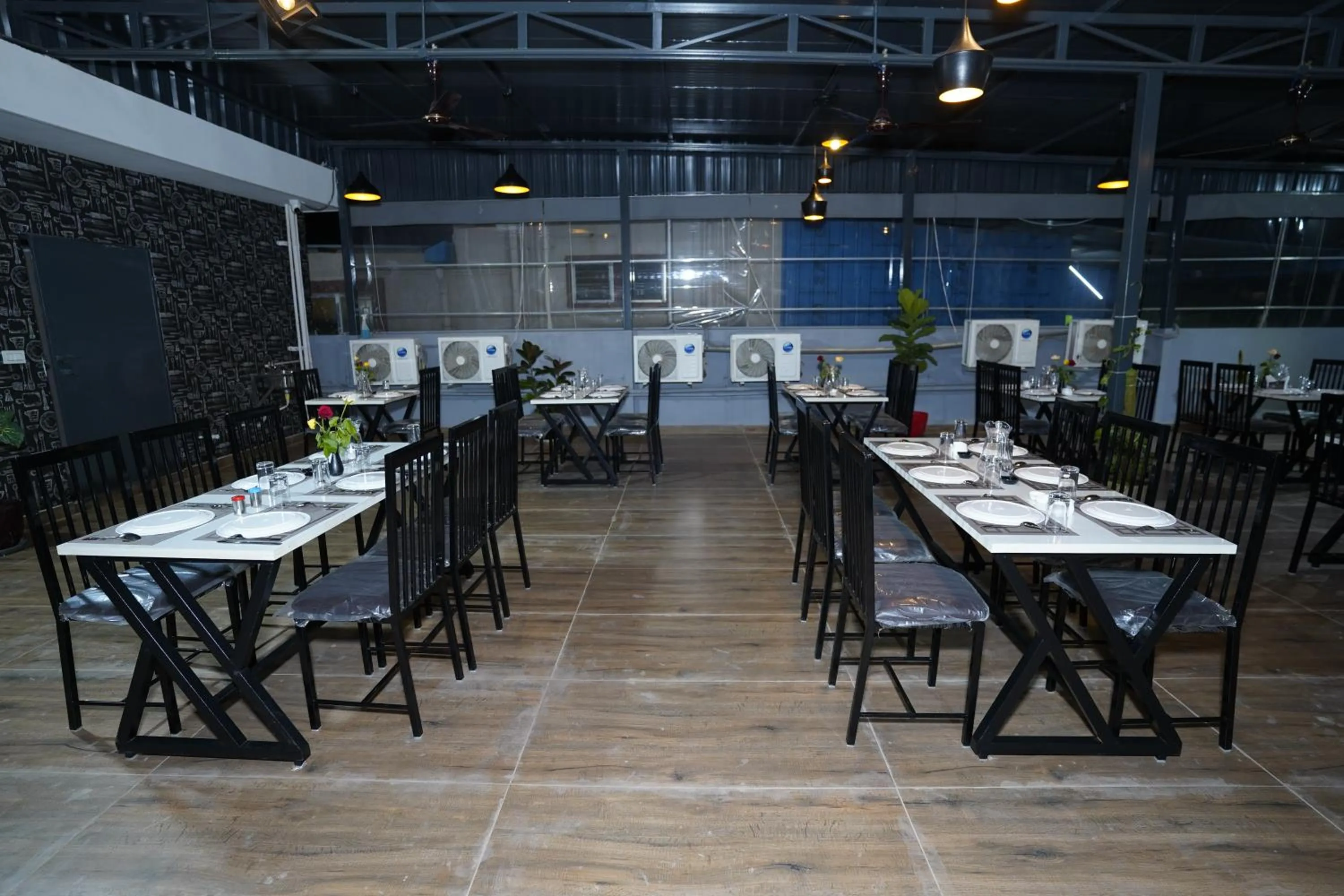 Restaurant/places to eat in Sai Bliss International, Manyata Tech Park