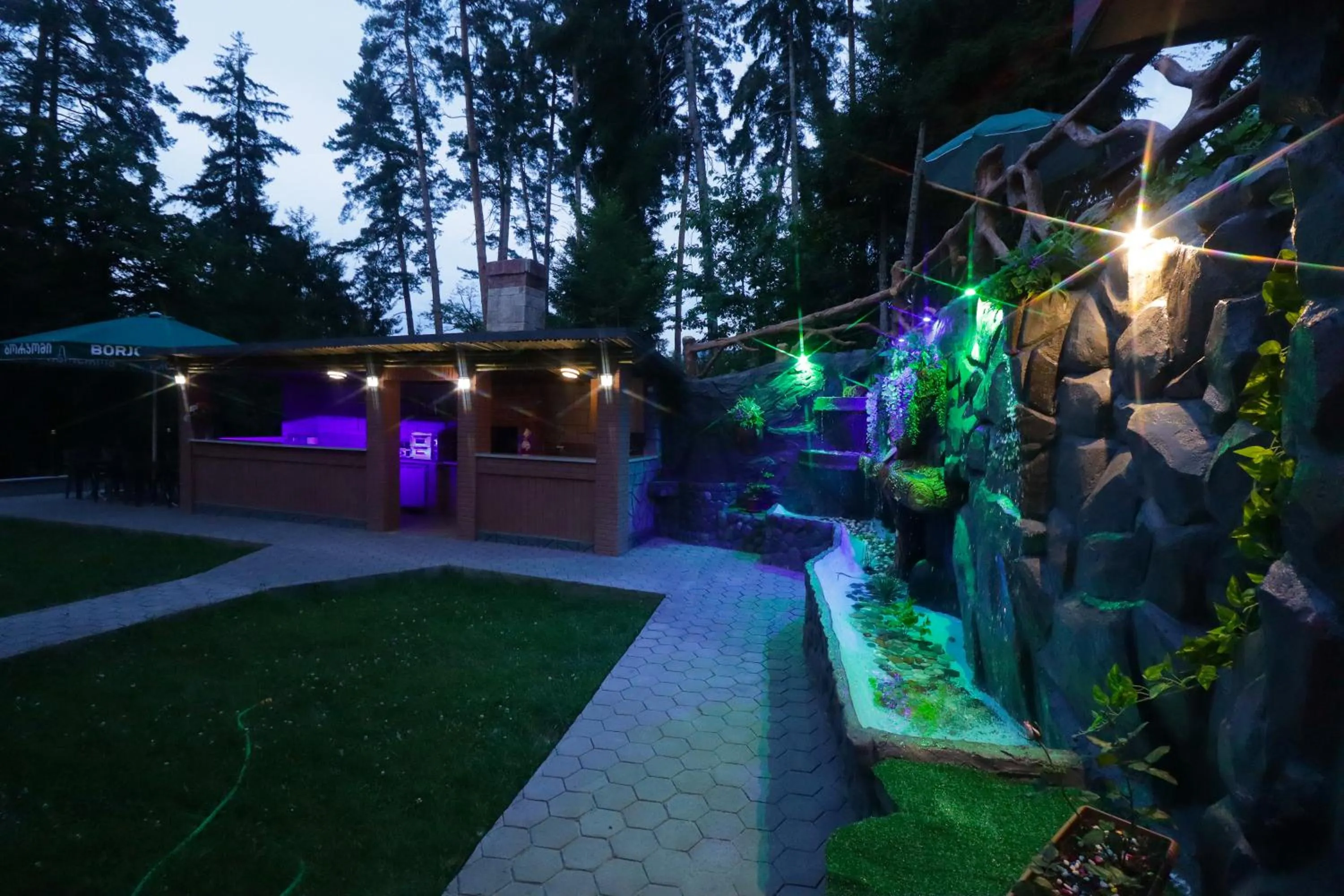 Property building in Hotel Evergreen