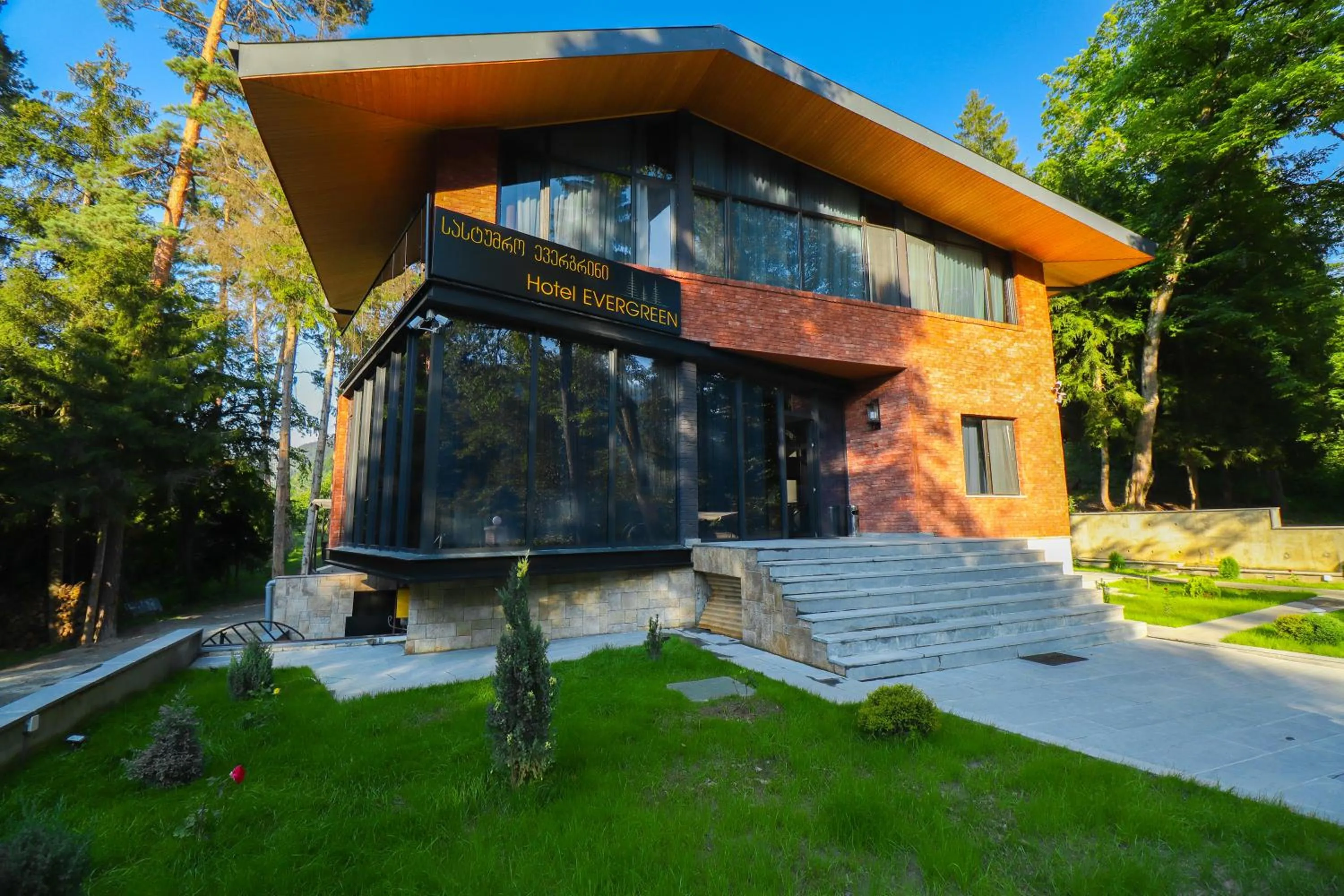Property building in Hotel Evergreen