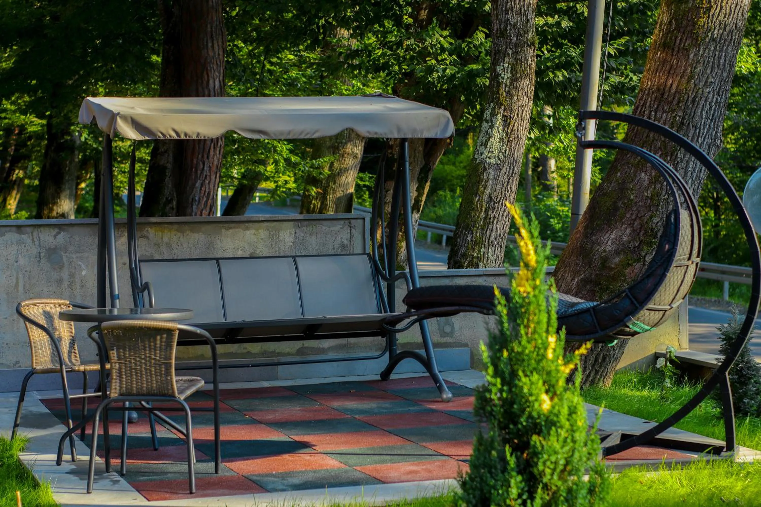 Property building in Hotel Evergreen