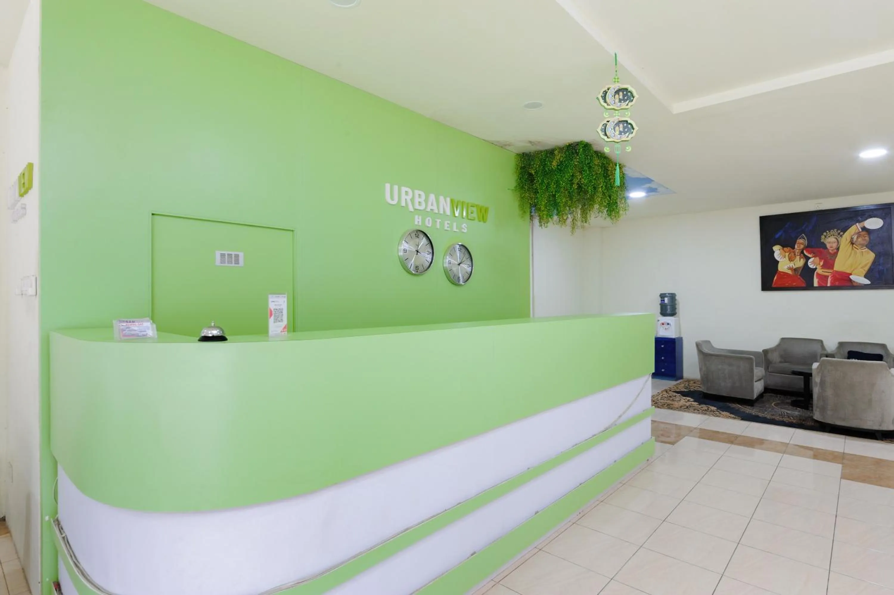 Lobby or reception in Urbanview Hotel Kansa near Harbour Bay Batam by RedDoorz