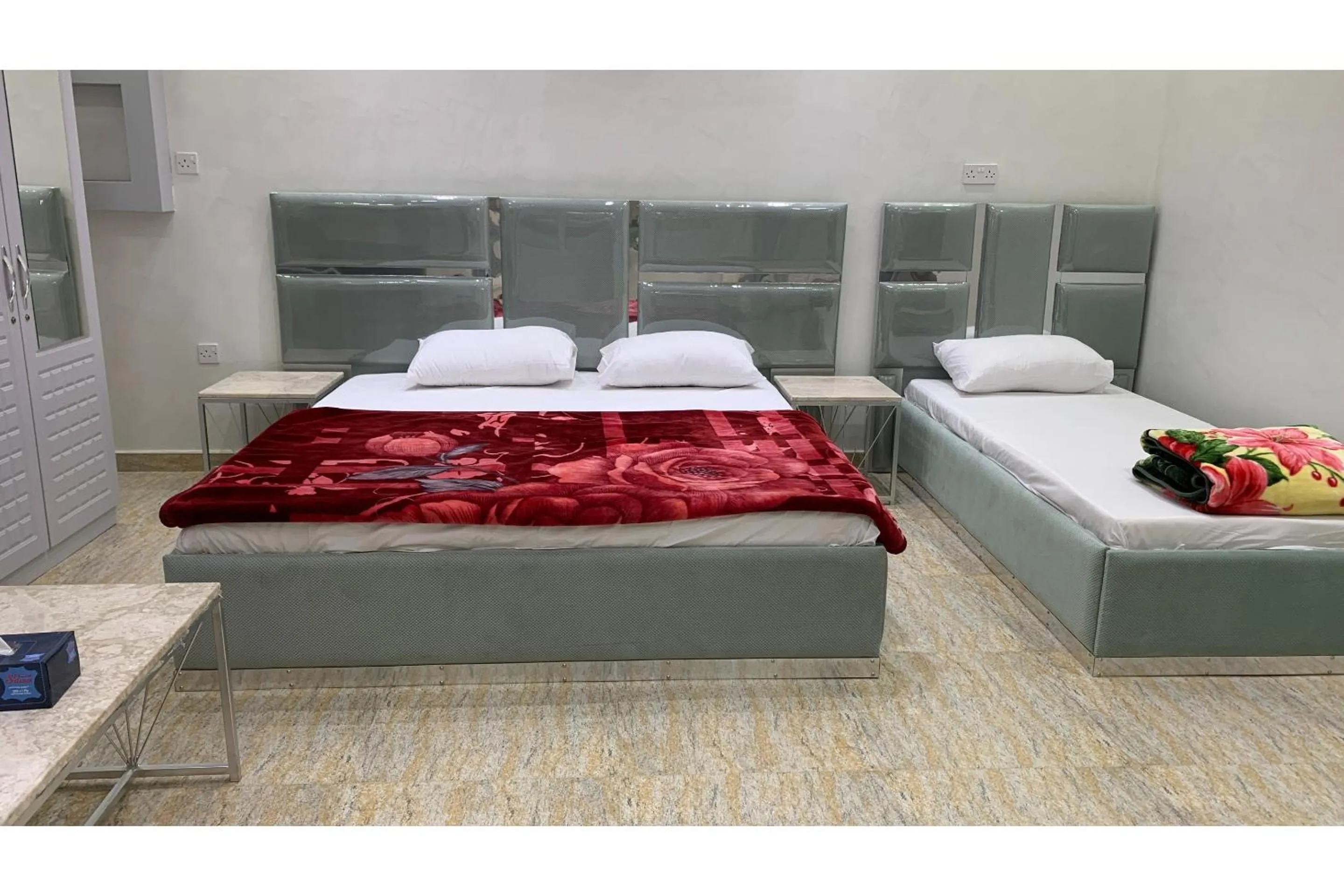 Bedroom, Bed in Super OYO 150 Reef Al Khaleej Resort