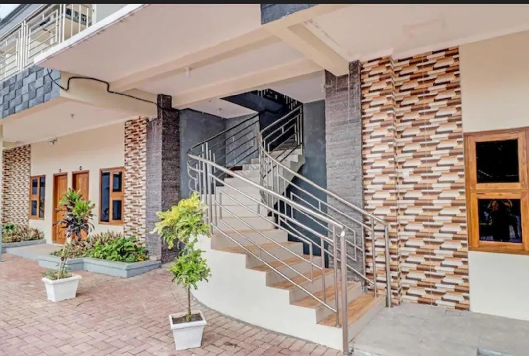 Property building in Hotel Cibening