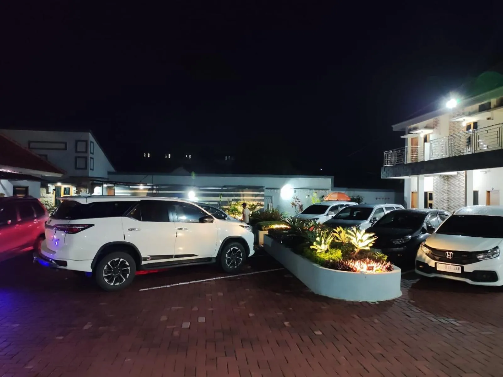 Night in Hotel Cibening