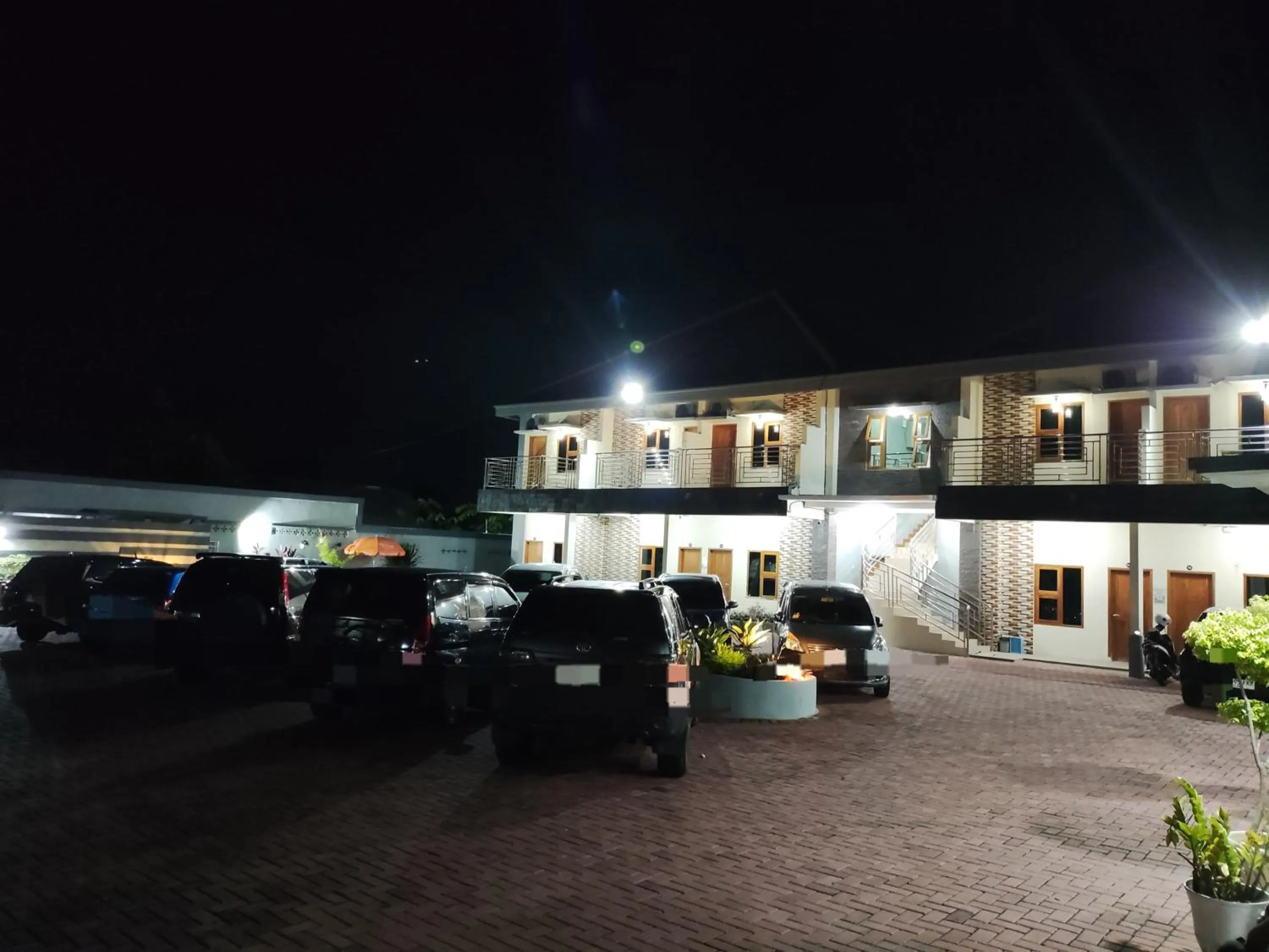 Property building in Hotel Cibening