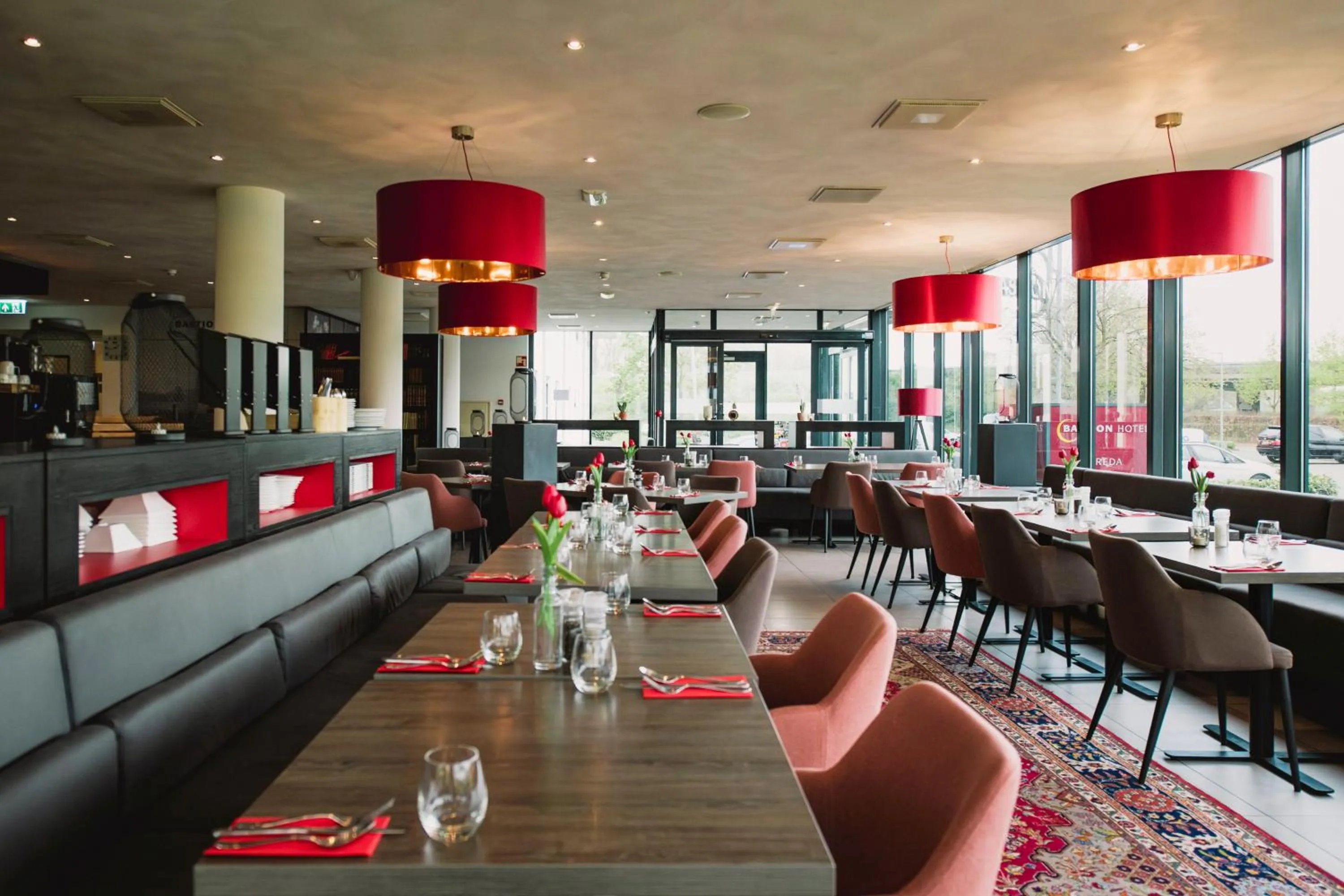 Restaurant/places to eat in Bastion Hotel Breda