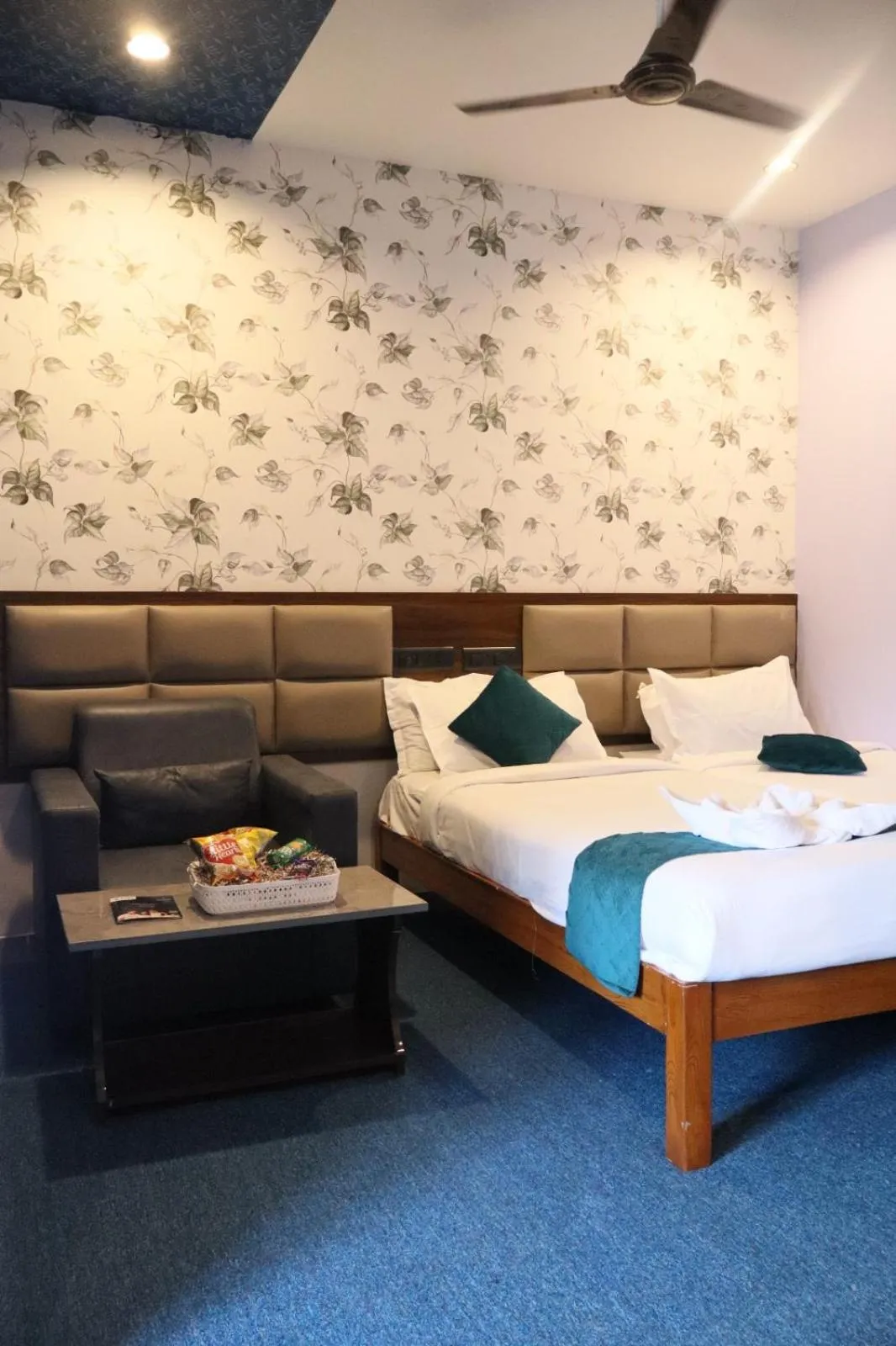 Bedroom, Bed in The Elite Hotel