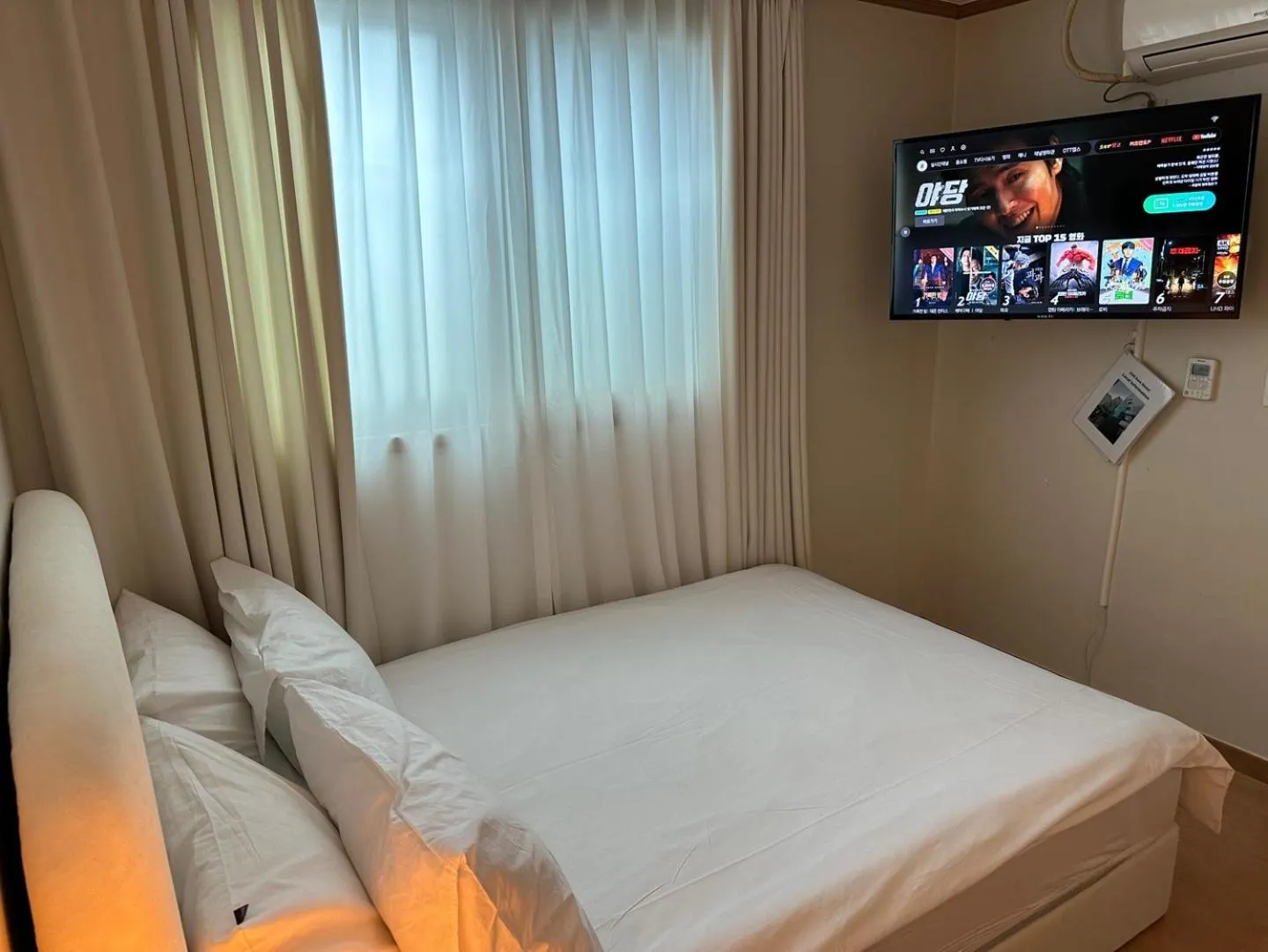 Bed in SSH Icon Hostel