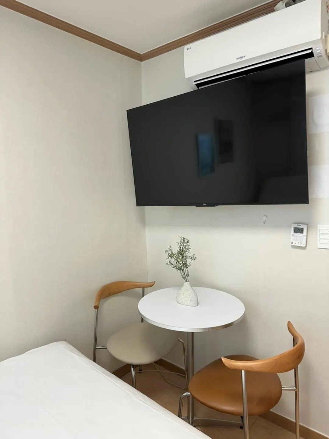 TV and multimedia, Bed in SSH Icon Hostel