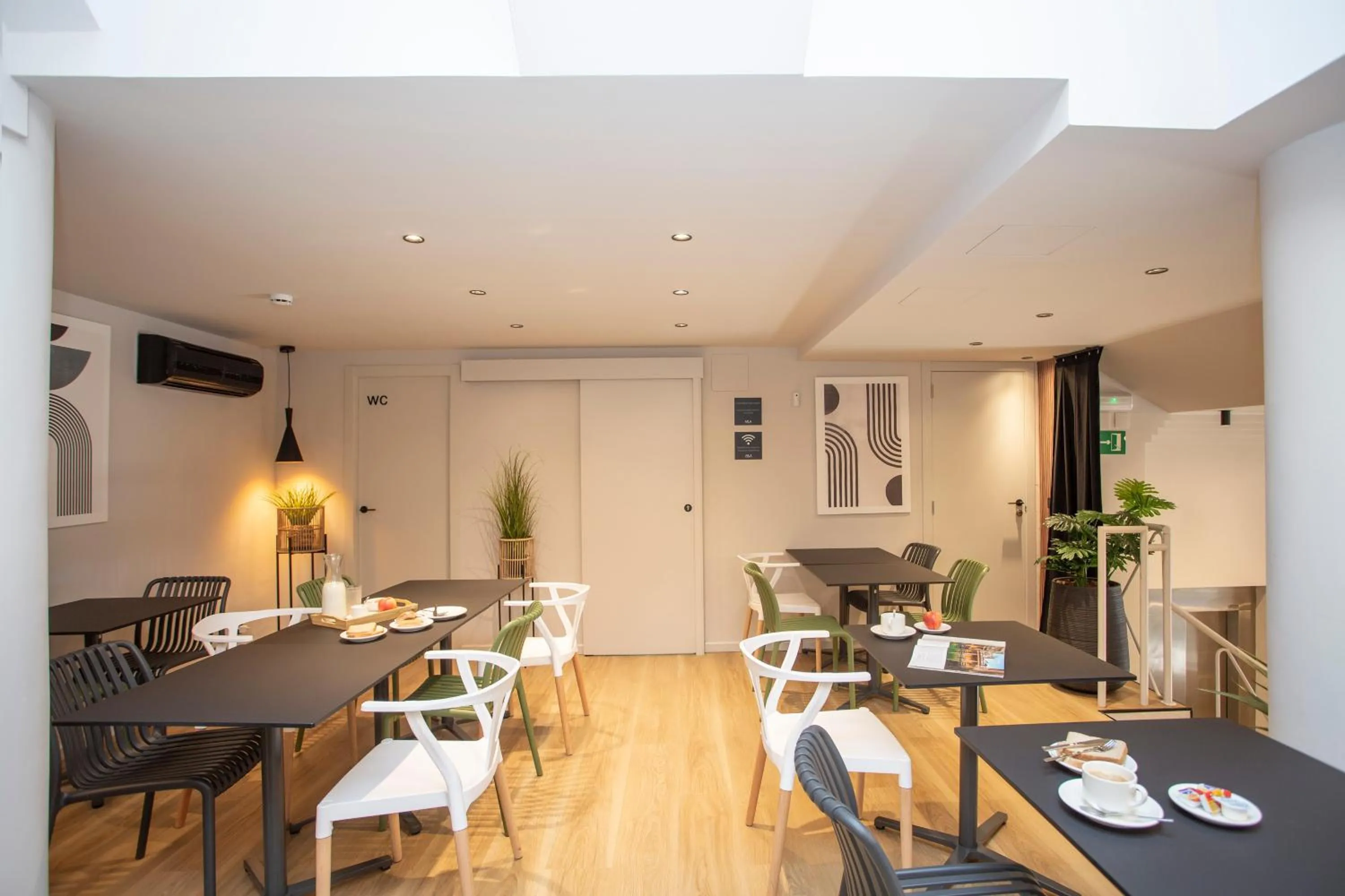 Buffet breakfast in Aila II Hotel Boutique by SingularStays - Digital Access