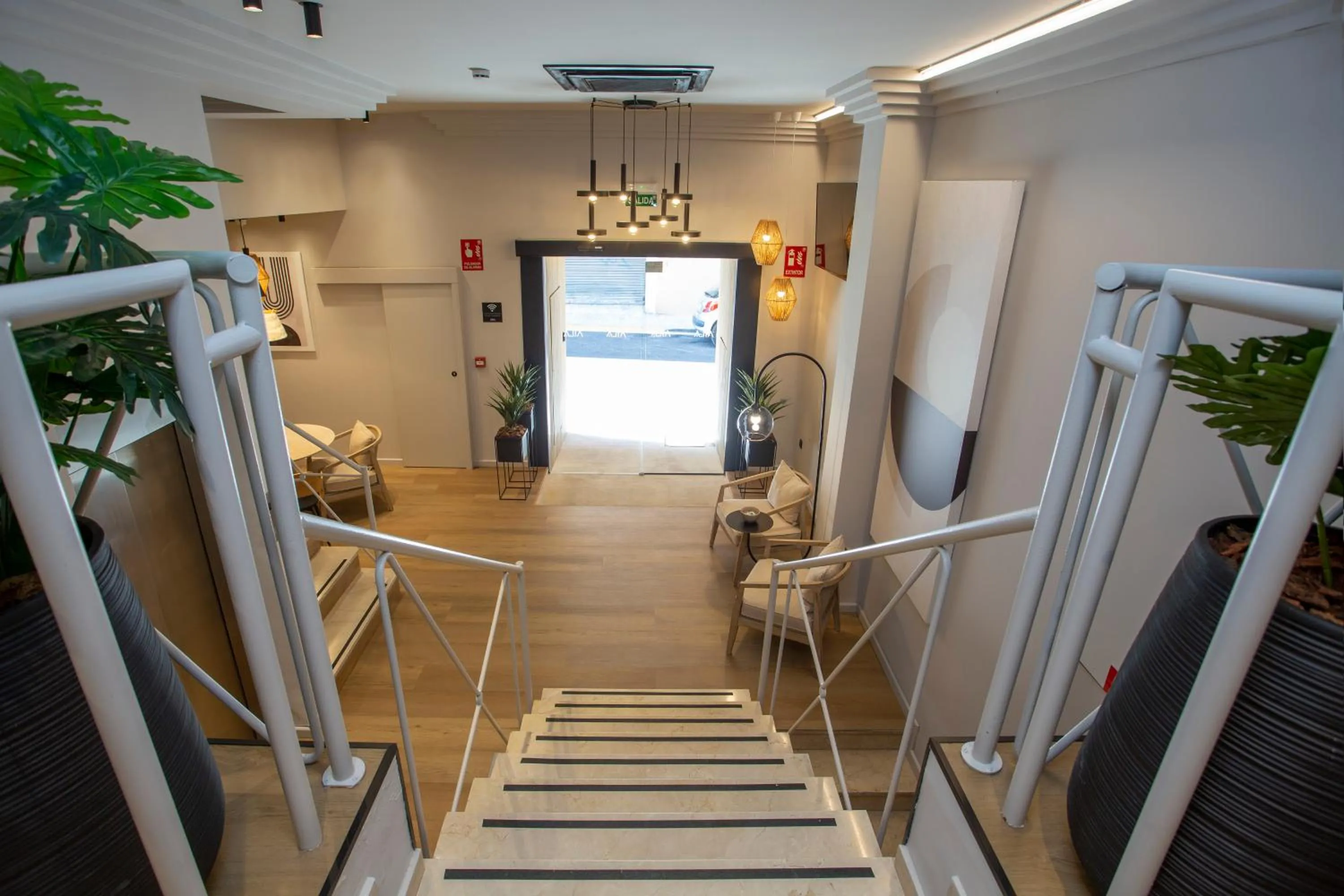 Lobby or reception in Aila II Hotel Boutique by SingularStays - Digital Access