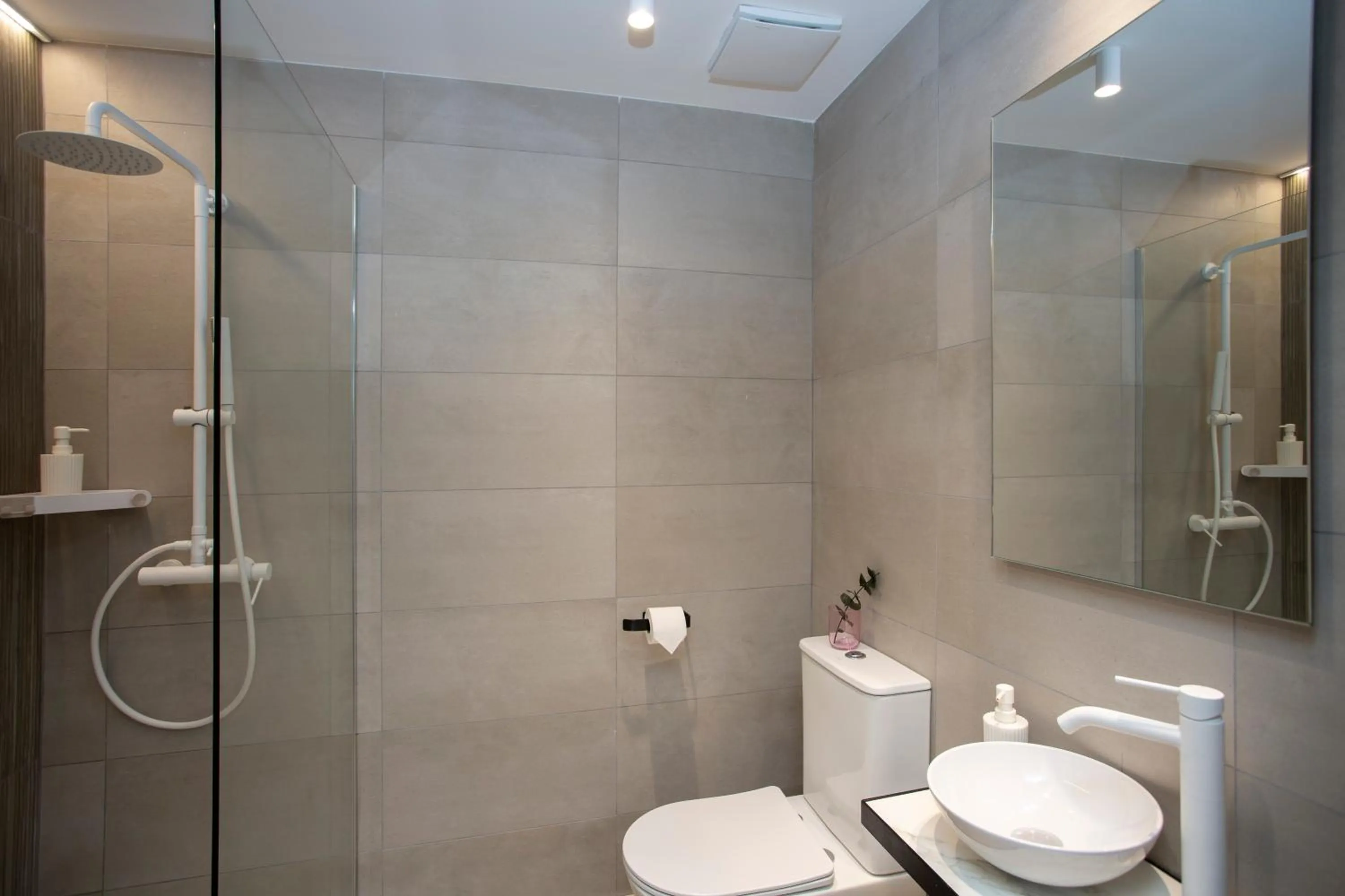 Bathroom in Aila II Hotel Boutique by SingularStays - Digital Access