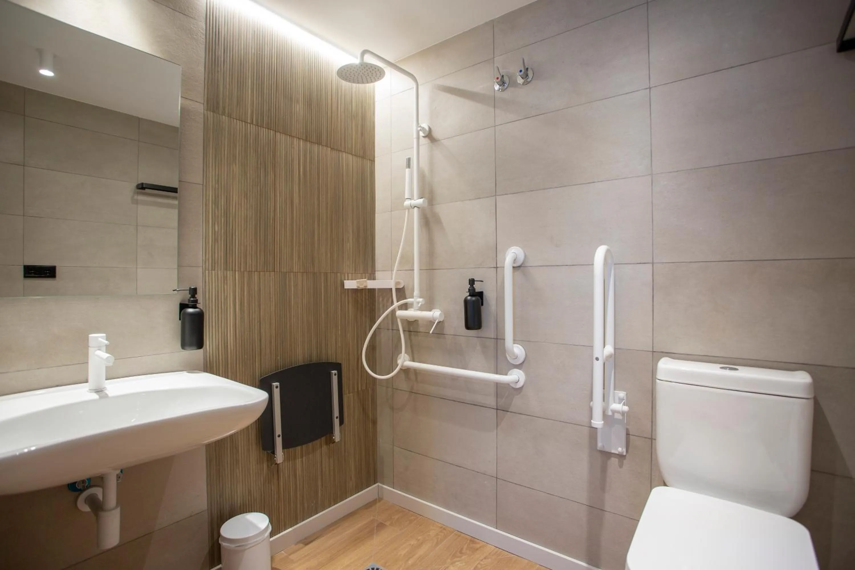 Aila II Hotel Boutique by SingularStays - Digital Access