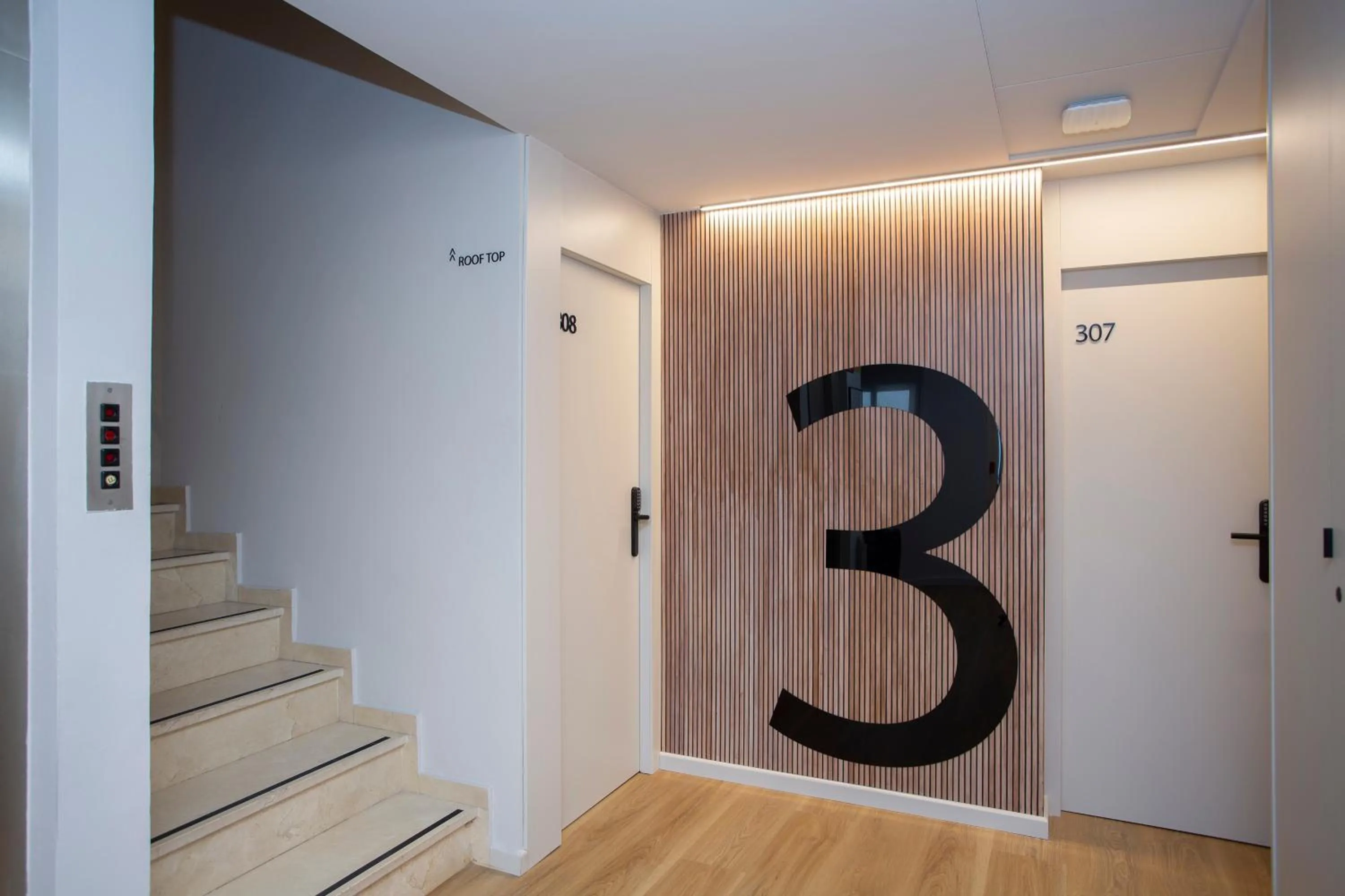 Decorative detail in Aila II Hotel Boutique by SingularStays - Digital Access