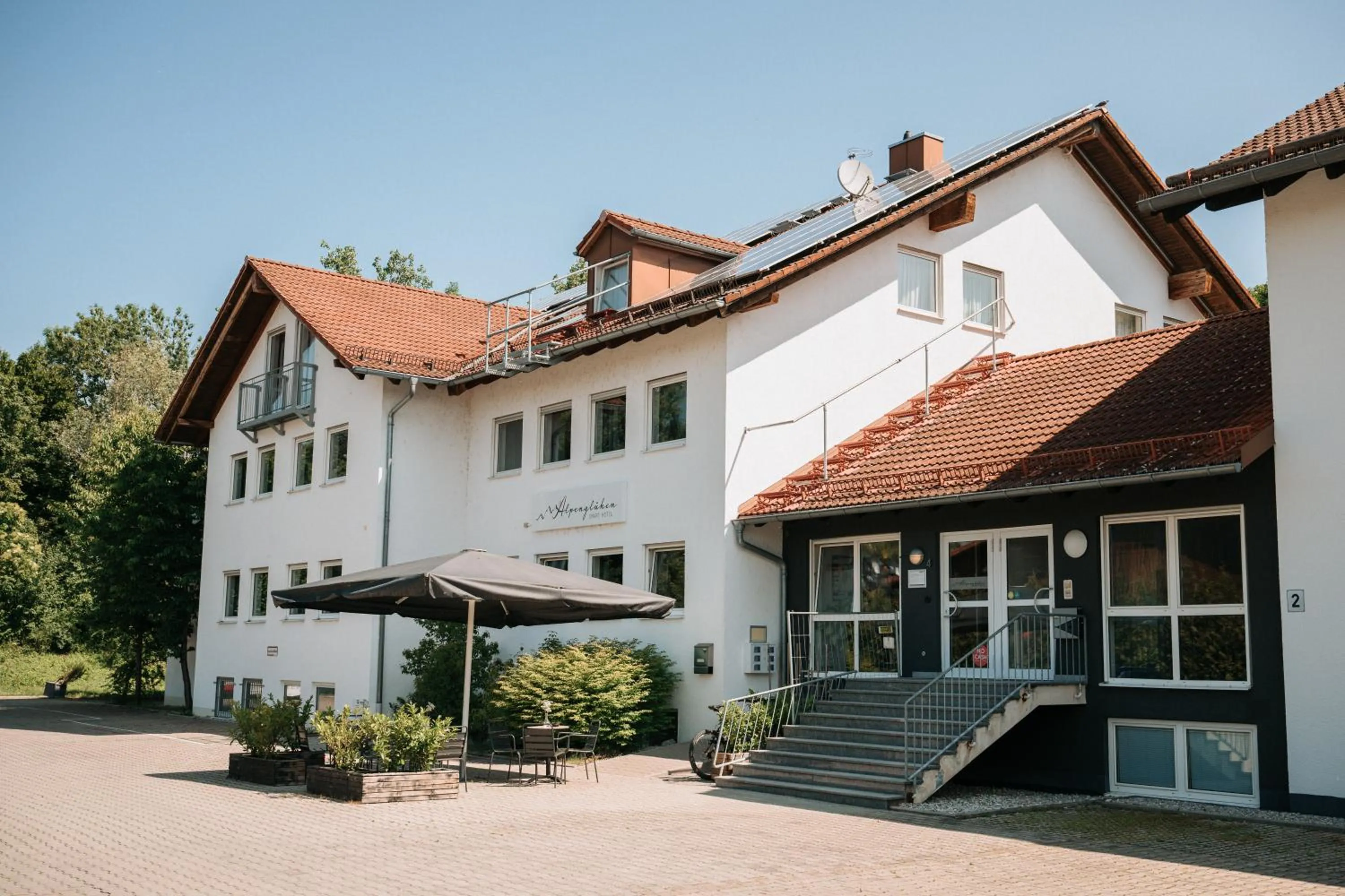 Property building in Alpenglühen Smart Hotel