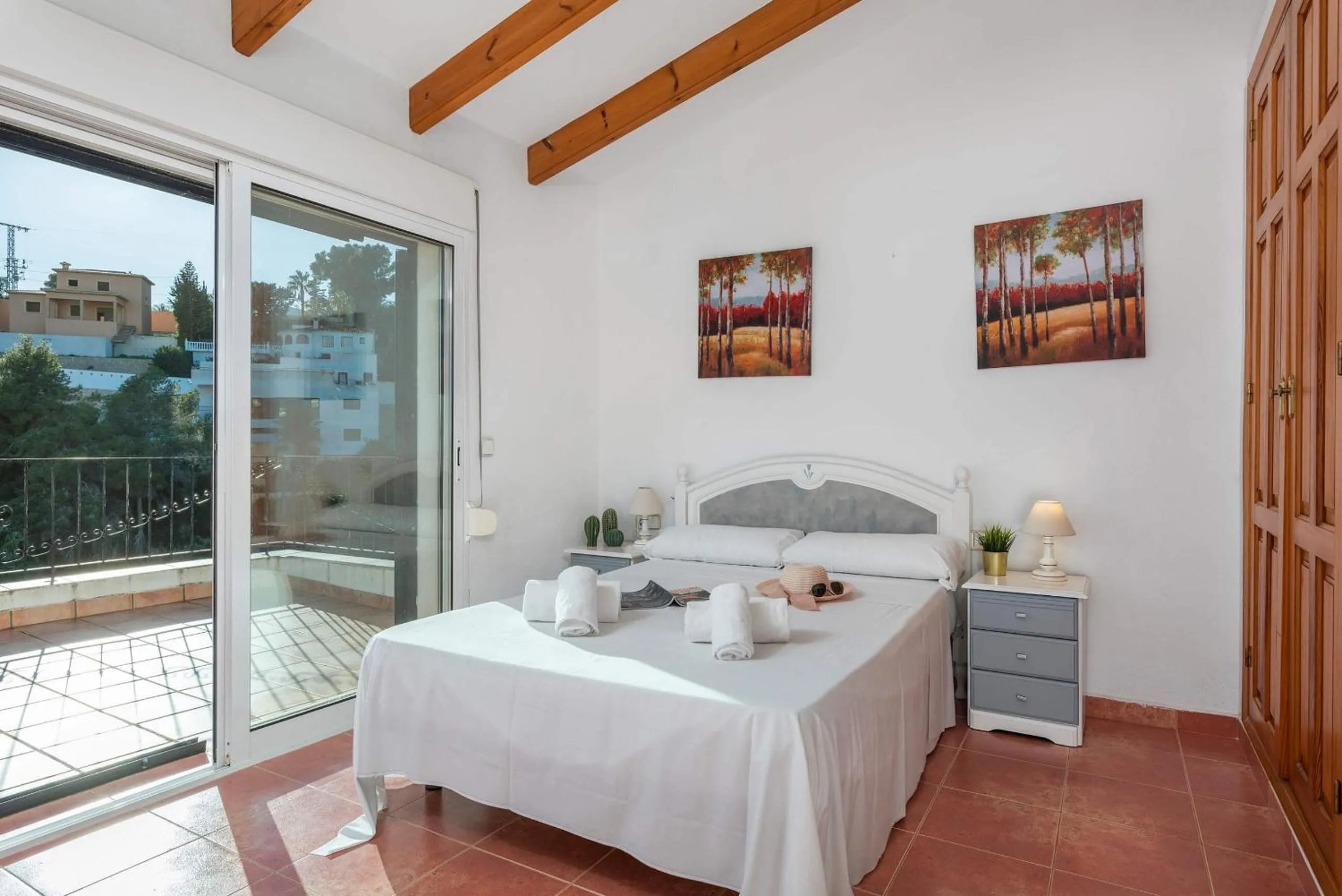 Bed in Villa Padilla - PlusHolidays
