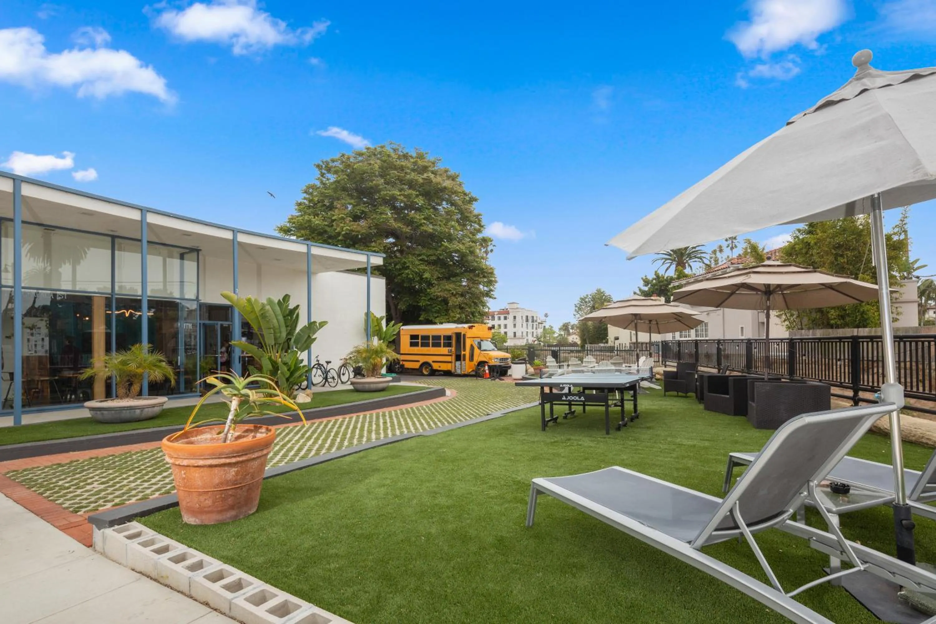 Patio in ITH Santa Barbara Surf Hostel