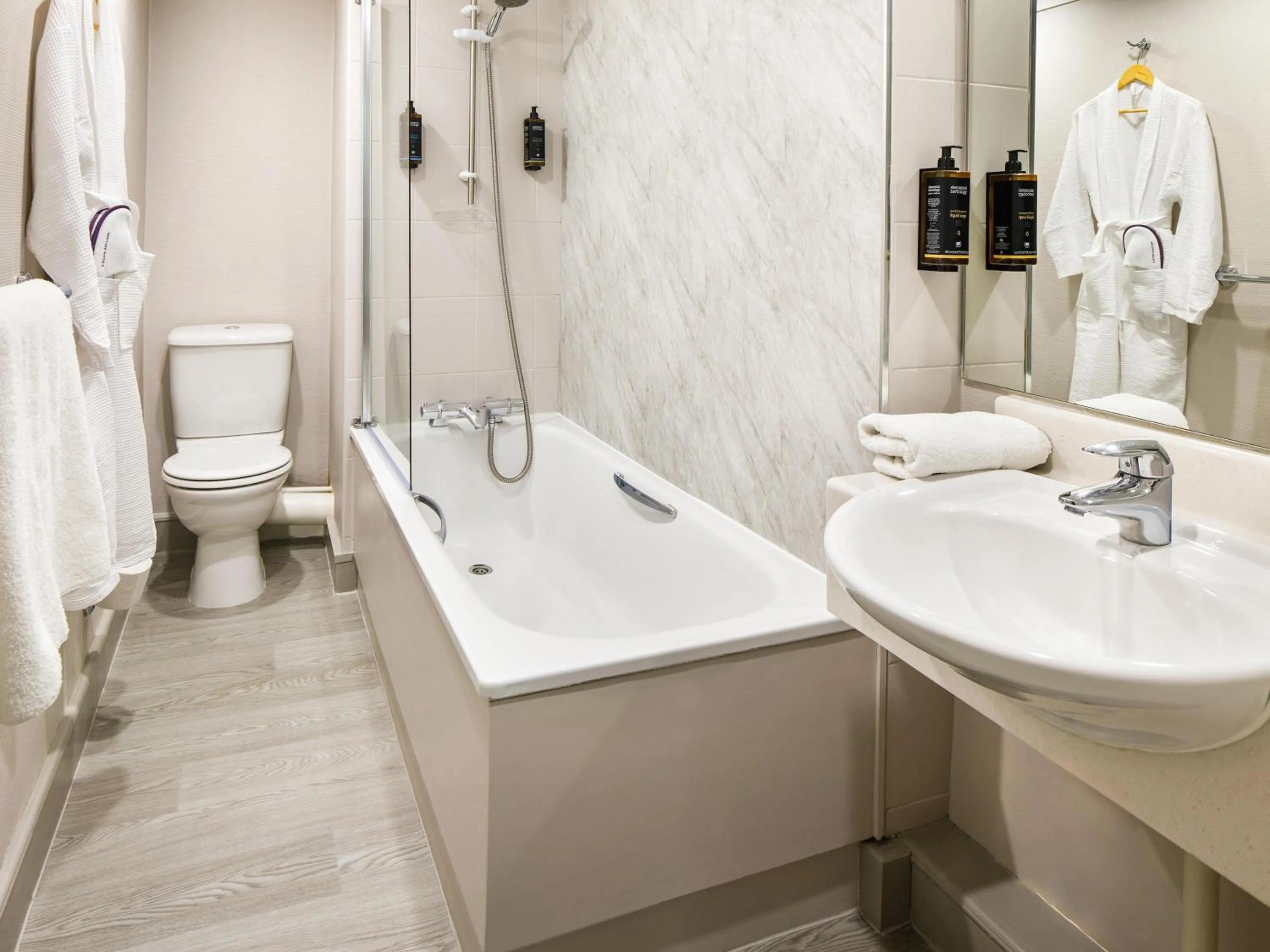 Bedroom in Mercure Manchester Piccadilly Hotel