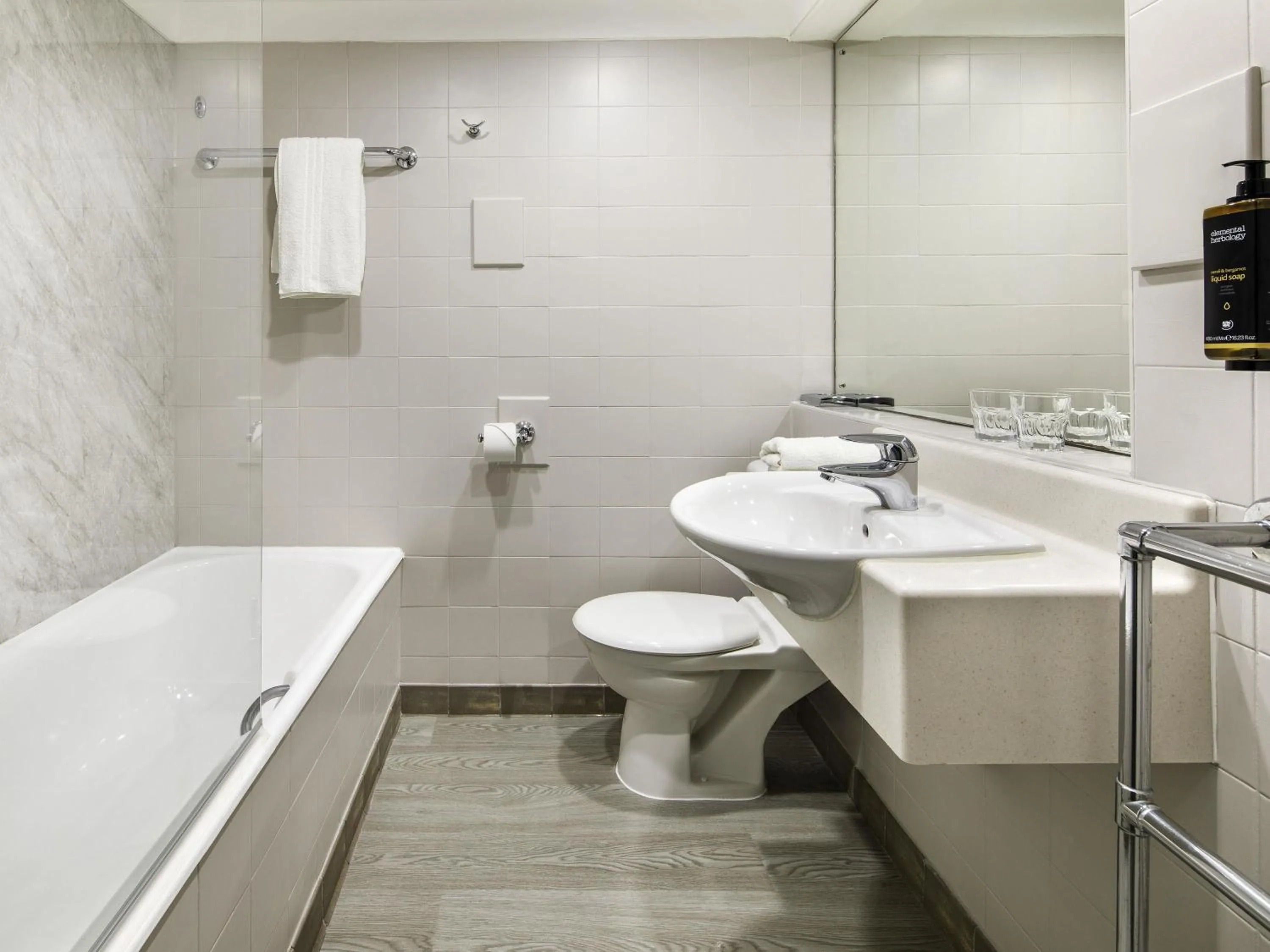 Bedroom in Mercure Manchester Piccadilly Hotel