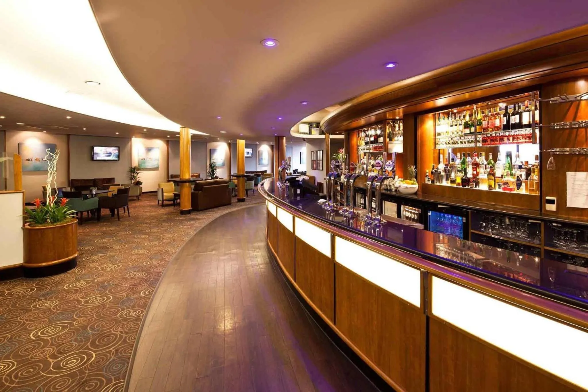 Lounge or bar in Mercure Manchester Piccadilly Hotel