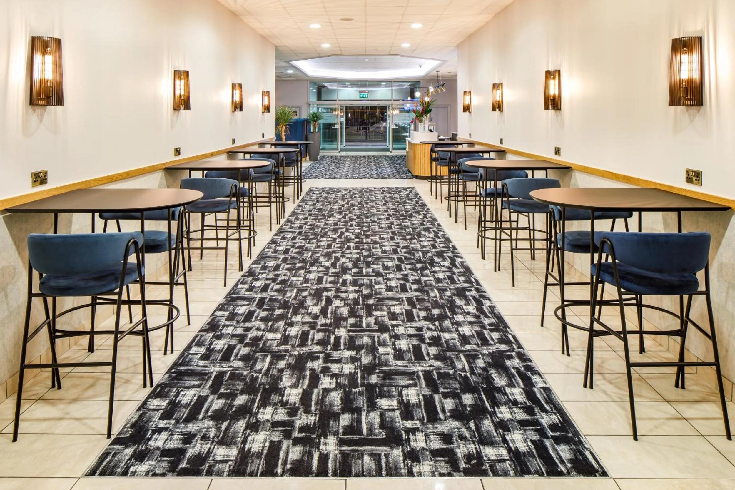 Lobby or reception in Mercure Manchester Piccadilly Hotel