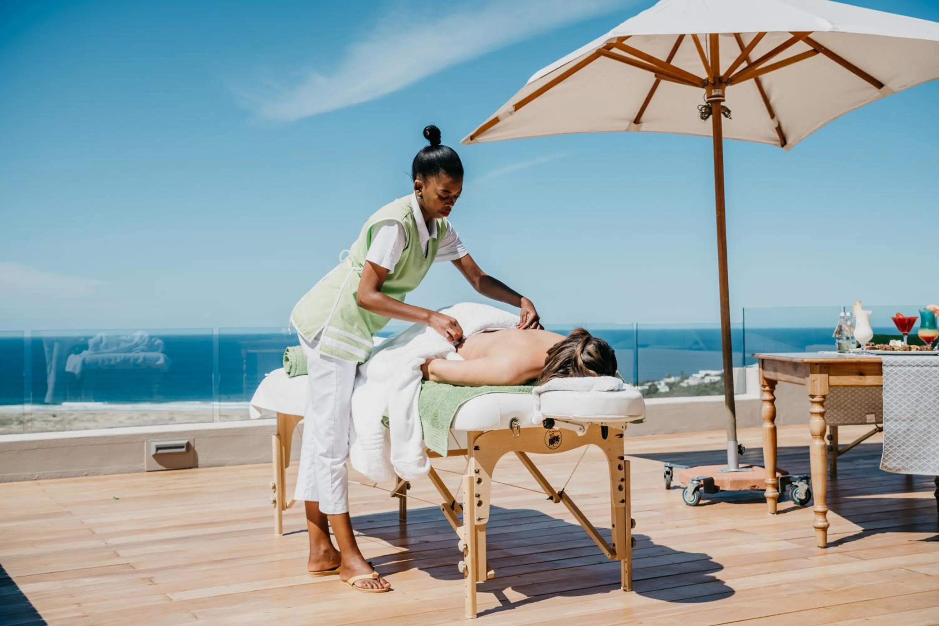 Patio in La Vista Lodge