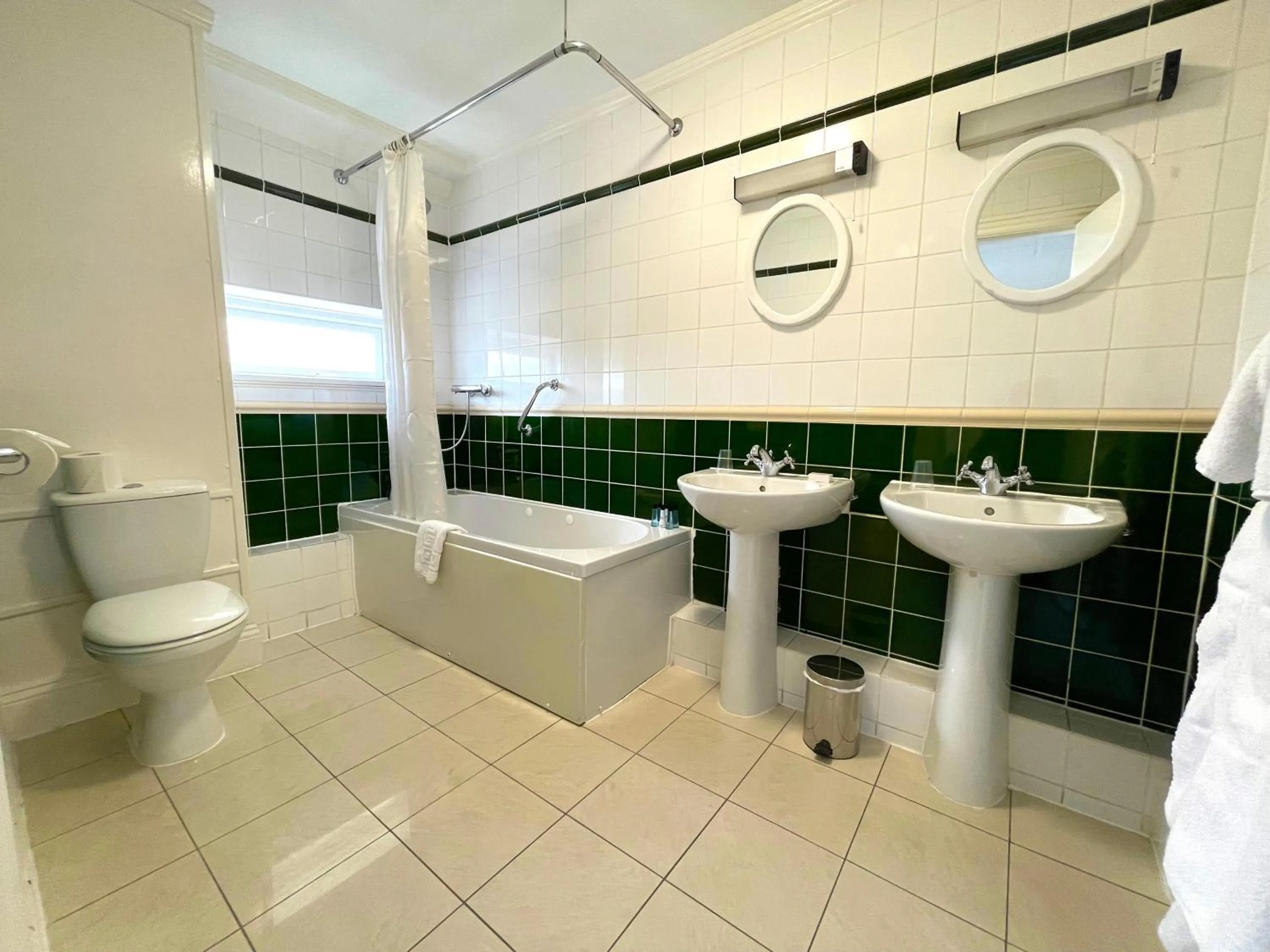 Shower in The Continental Hotel, Derby